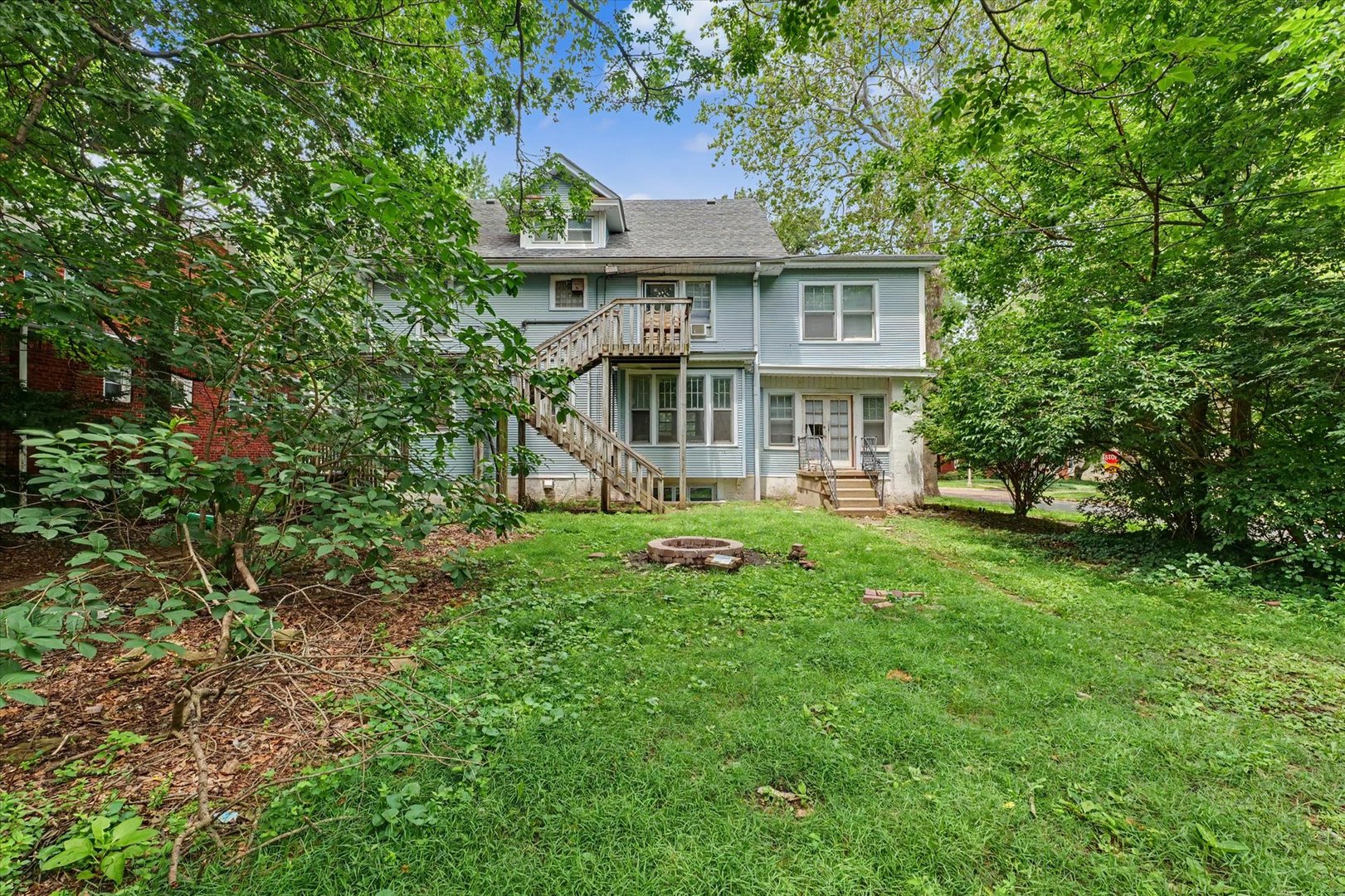 main property photo 14