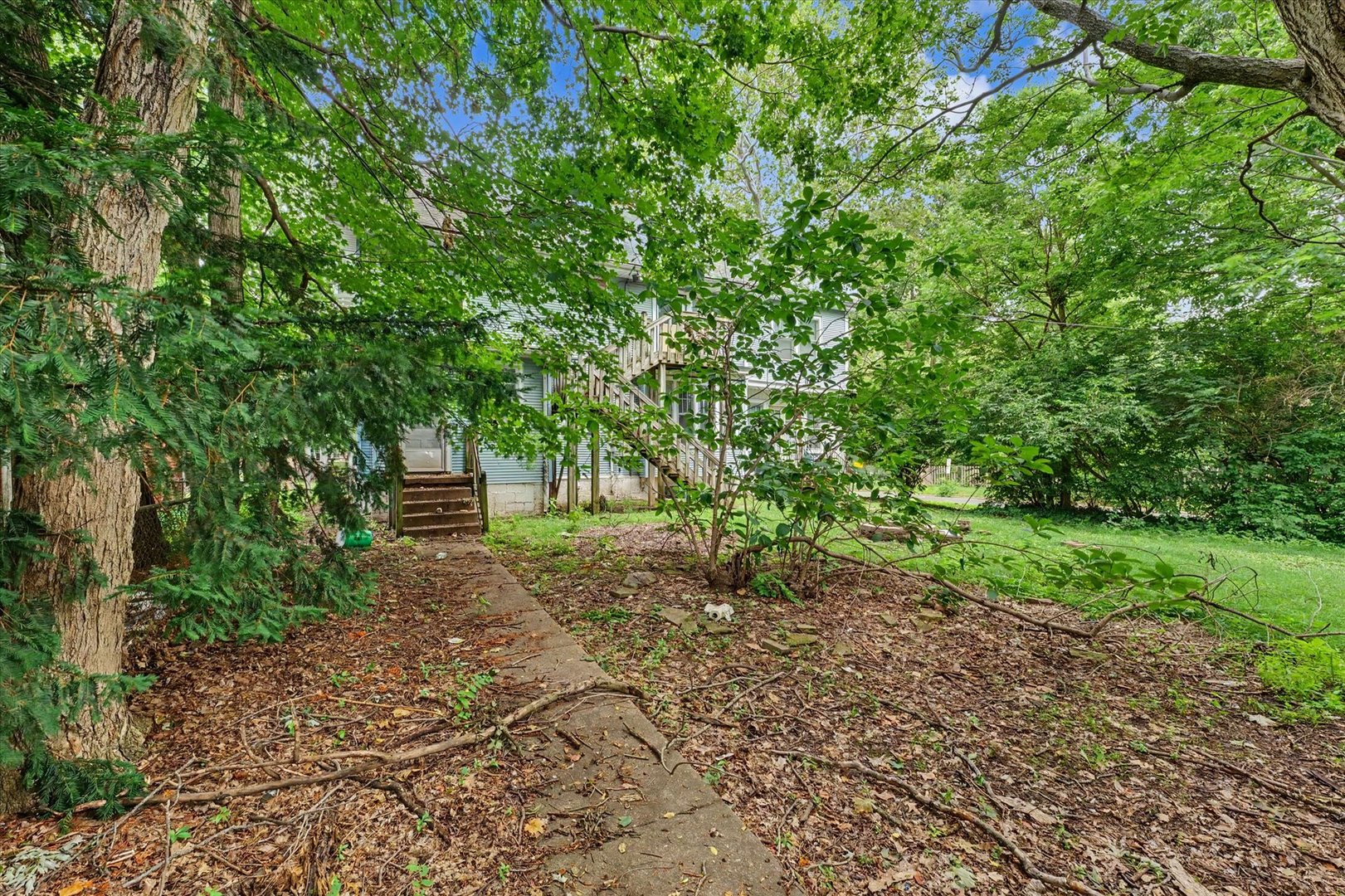 main property photo 15
