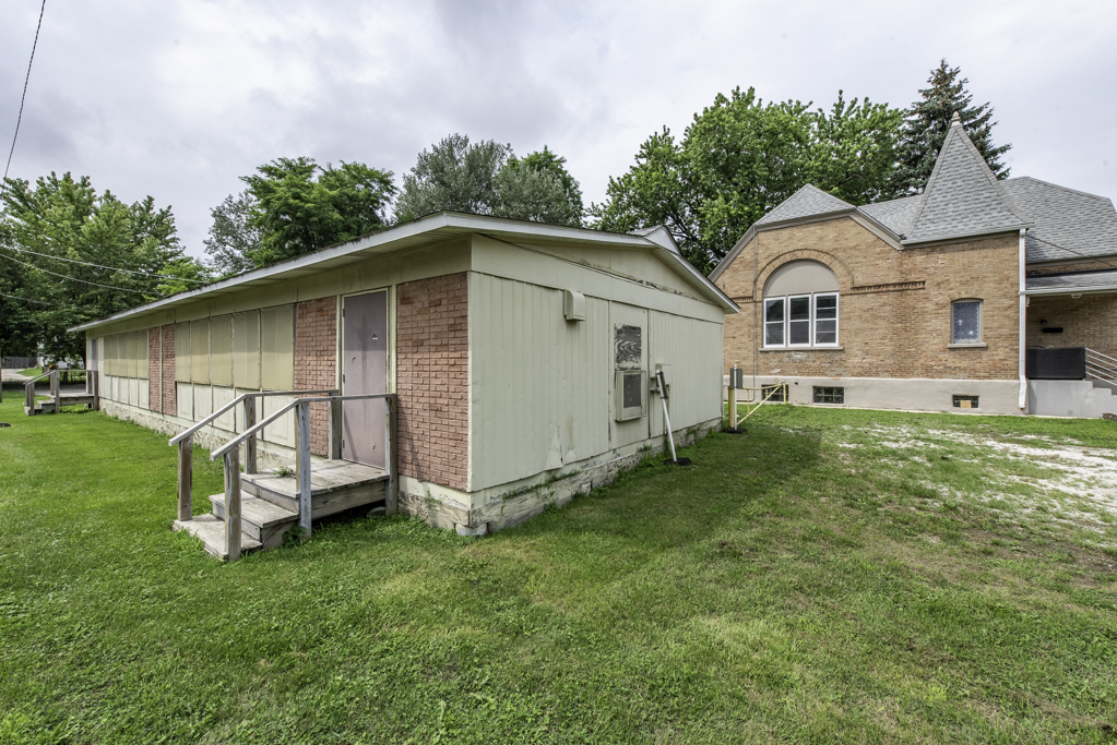 main property photo 25