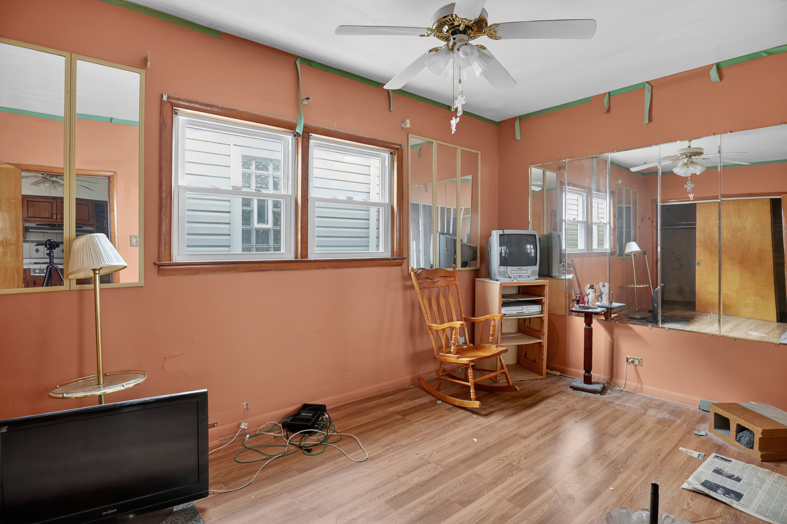 main property photo 13