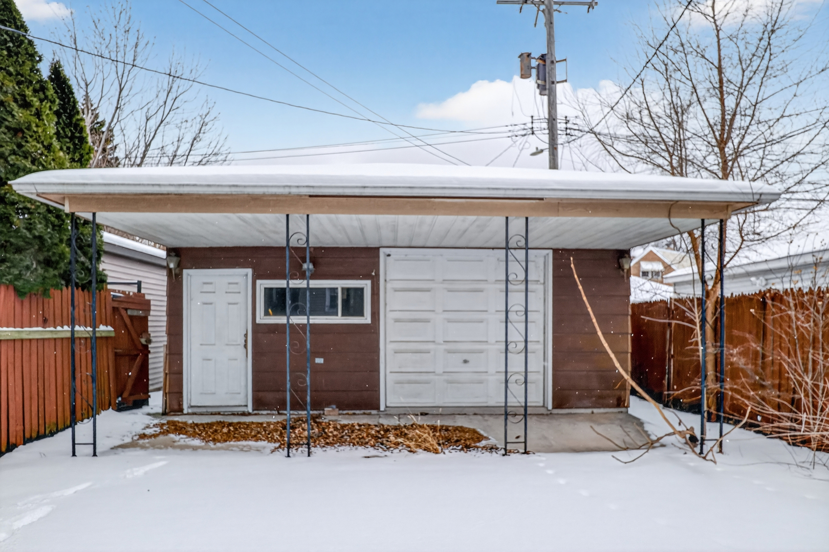 main property photo 42