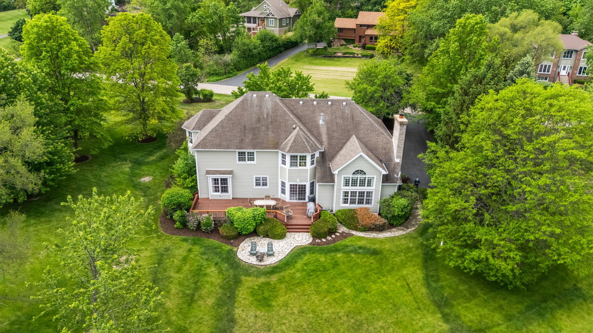 main property photo 37
