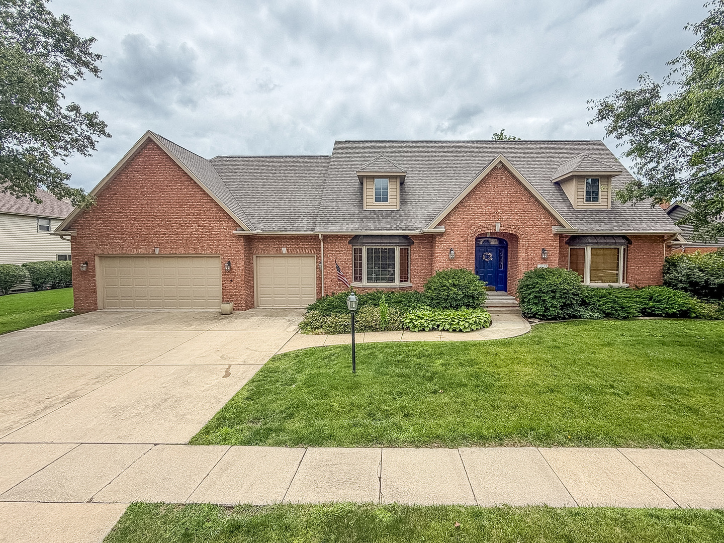 main property photo 1