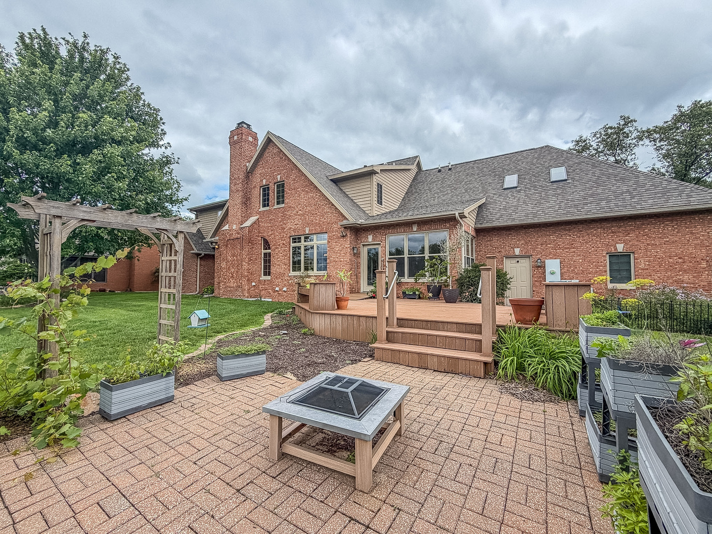 main property photo 79