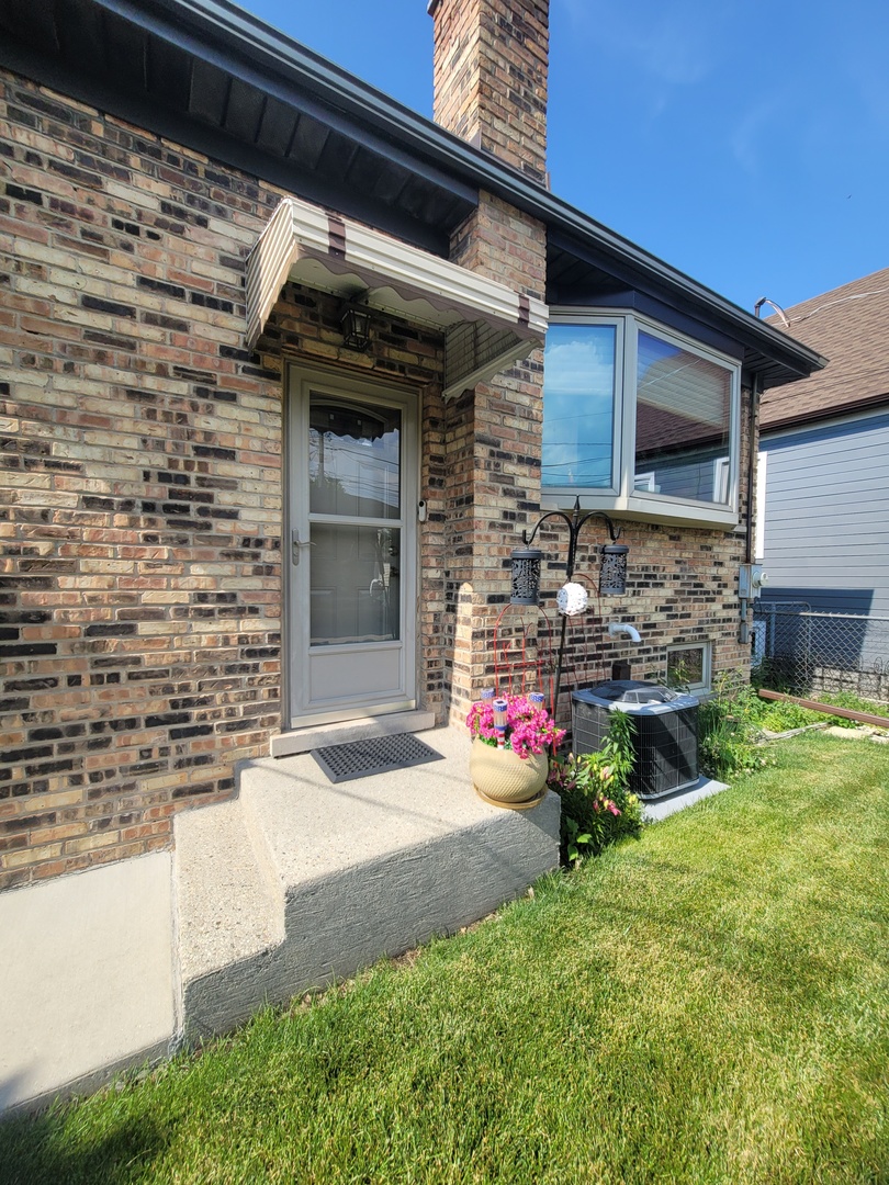 main property photo 18