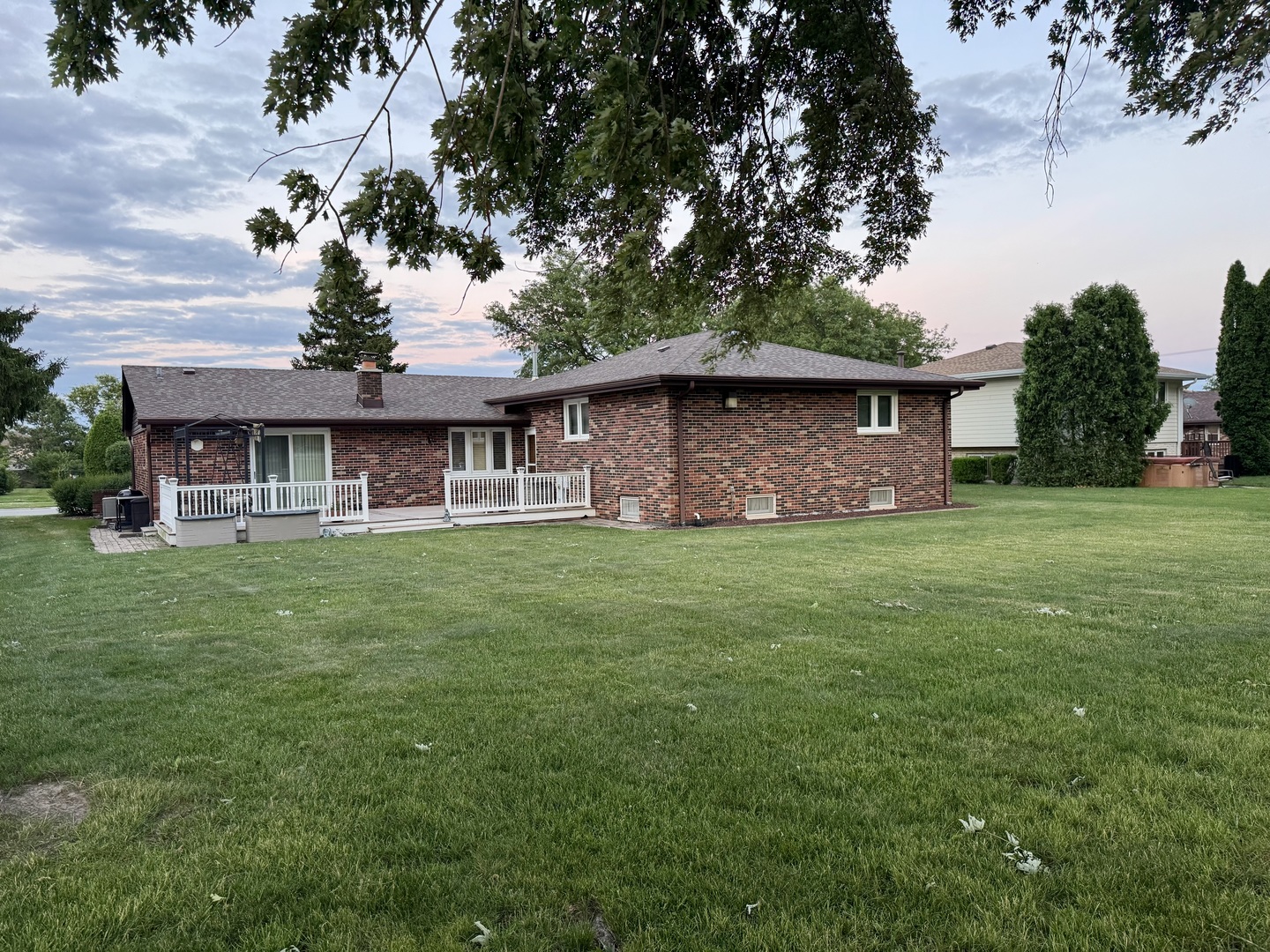 main property photo 31