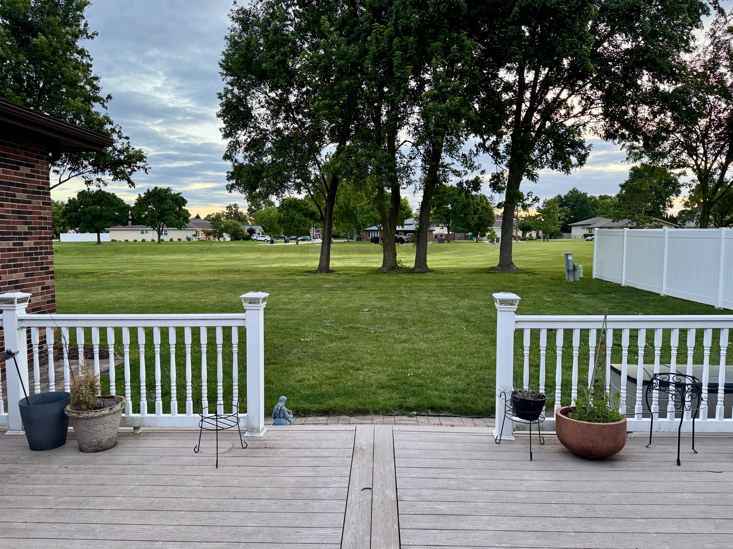 main property photo 36