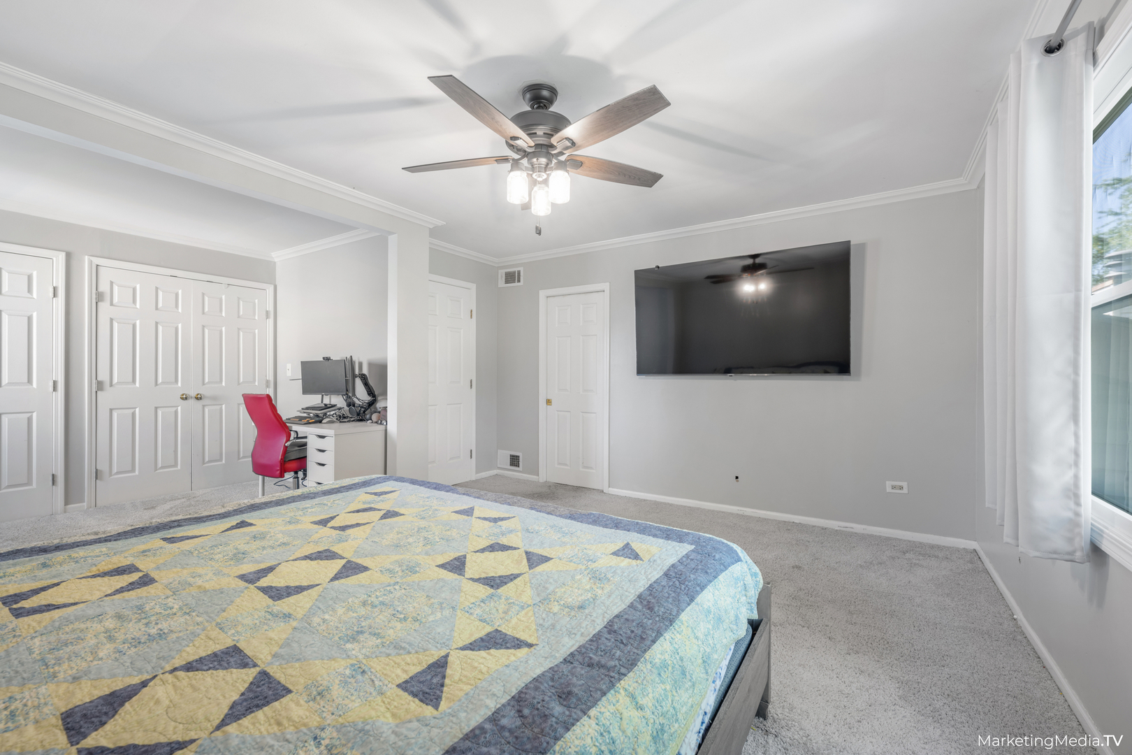 main property photo 14