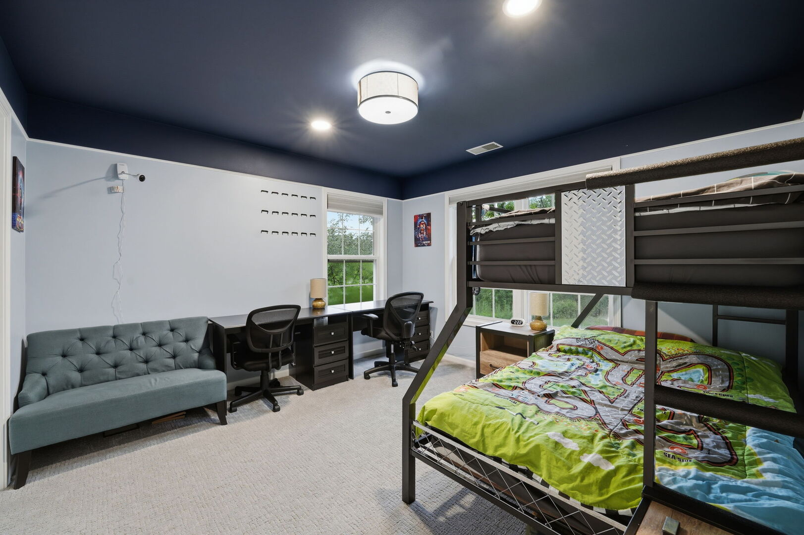 main property photo 34