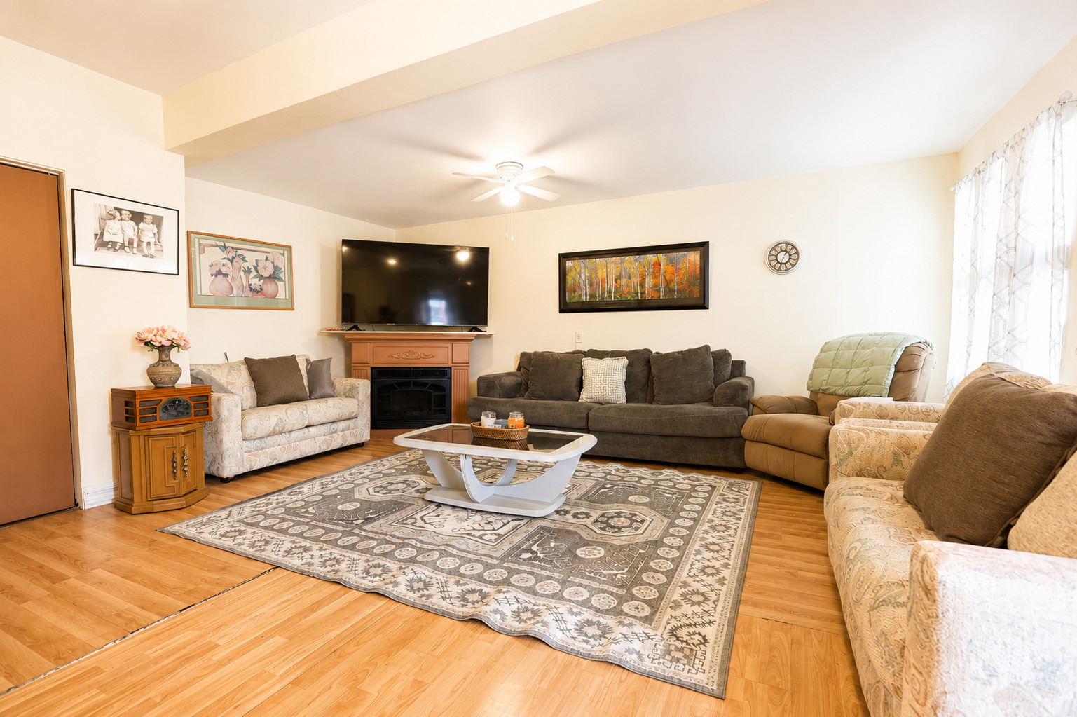 main property photo 17