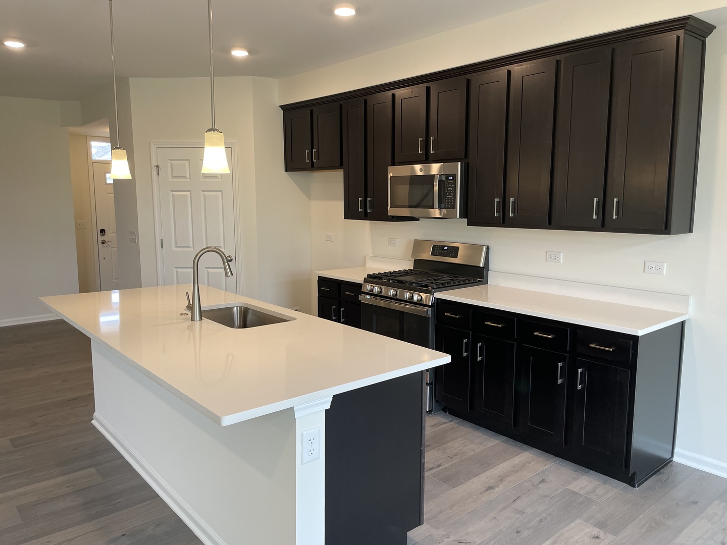 property viewer photo 6