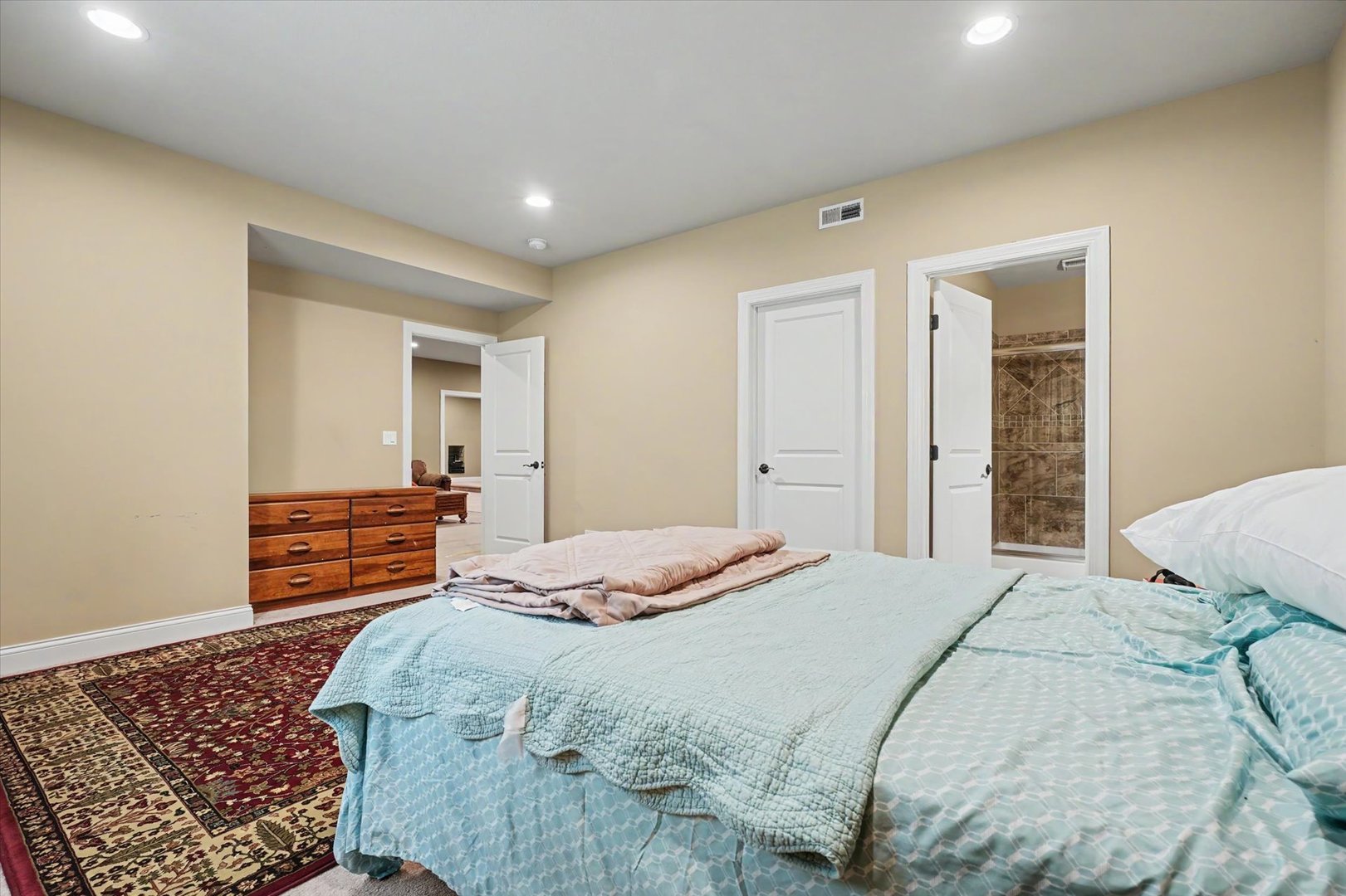main property photo 90