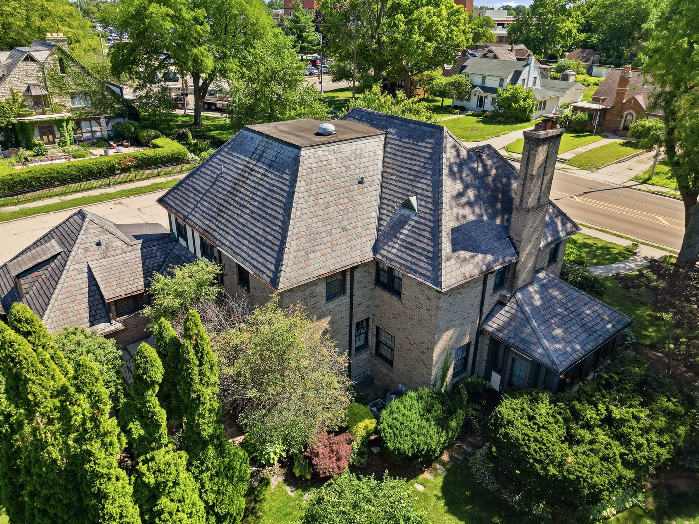 main property photo 19