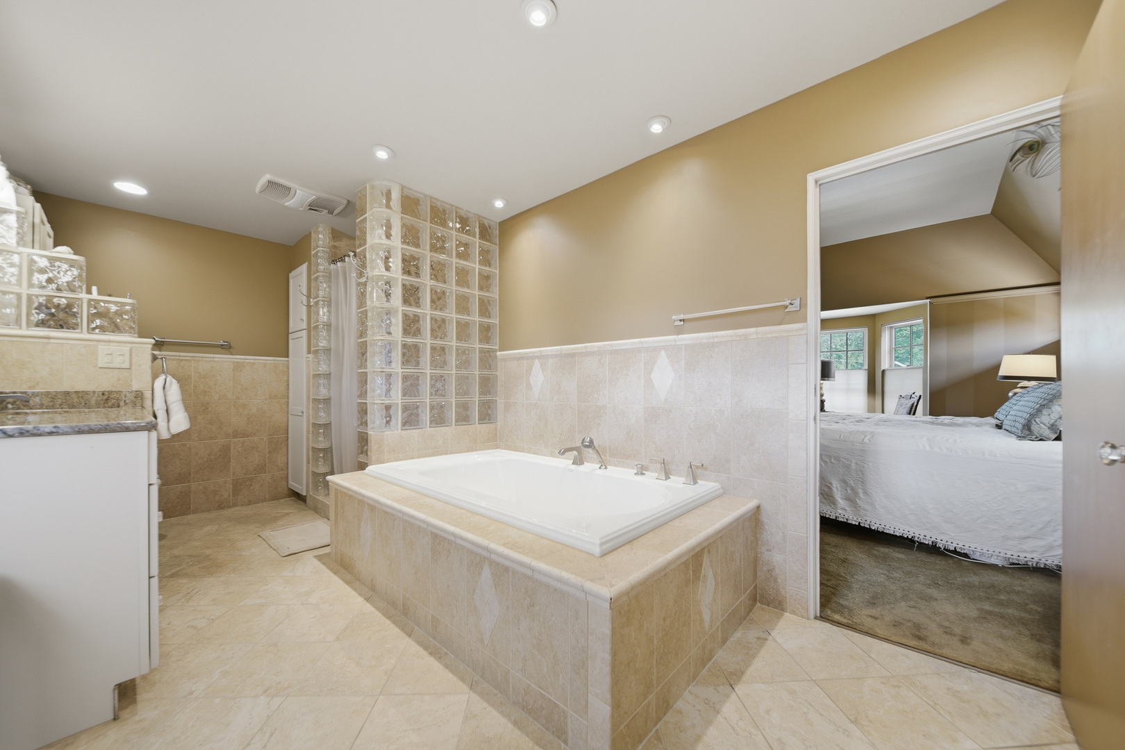 main property photo 62