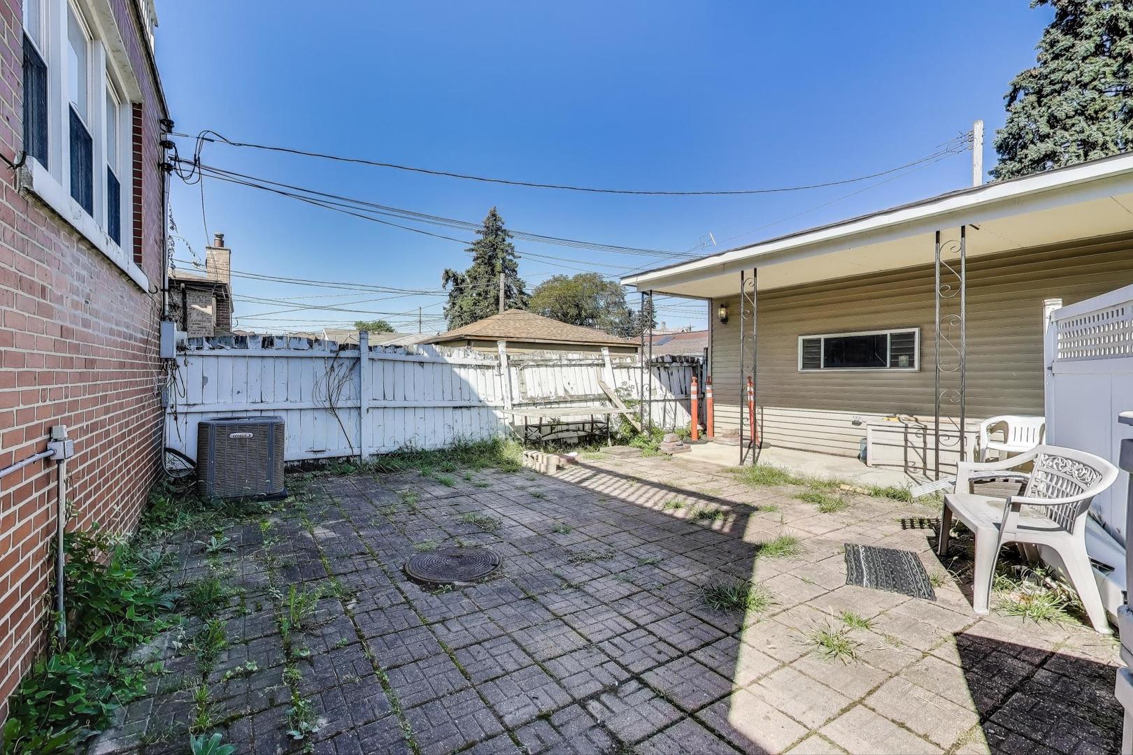 main property photo 40