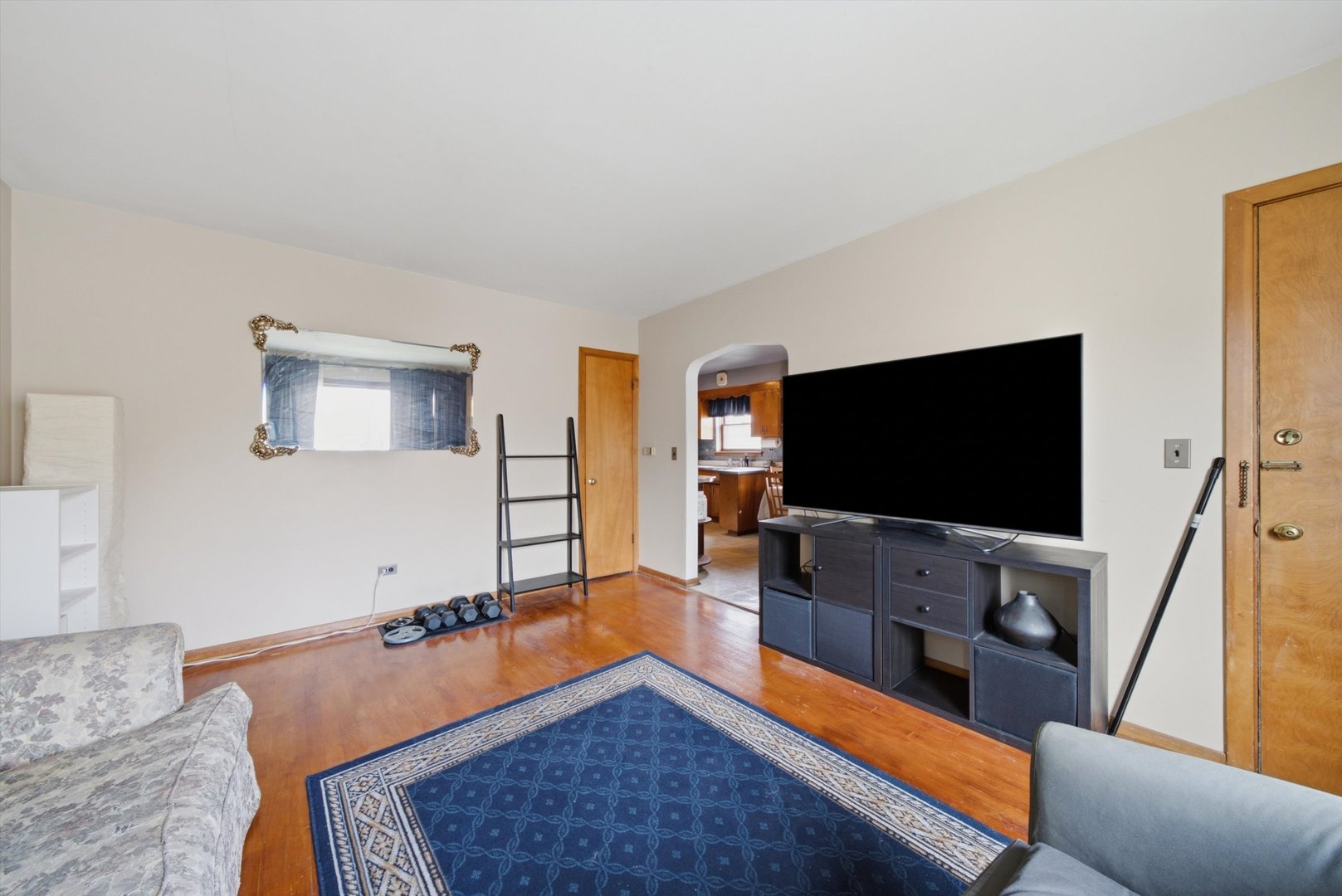 property viewer photo 9