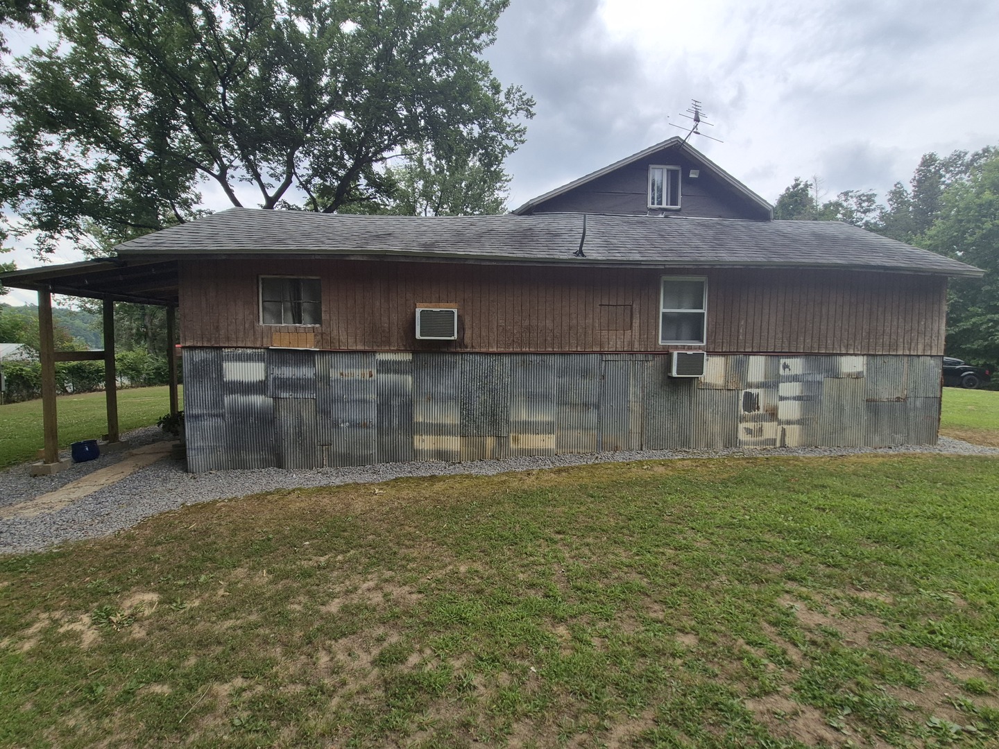 main property photo 4