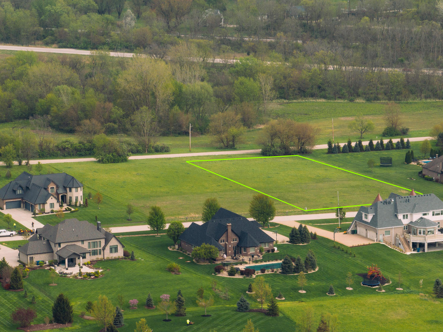main property photo 9