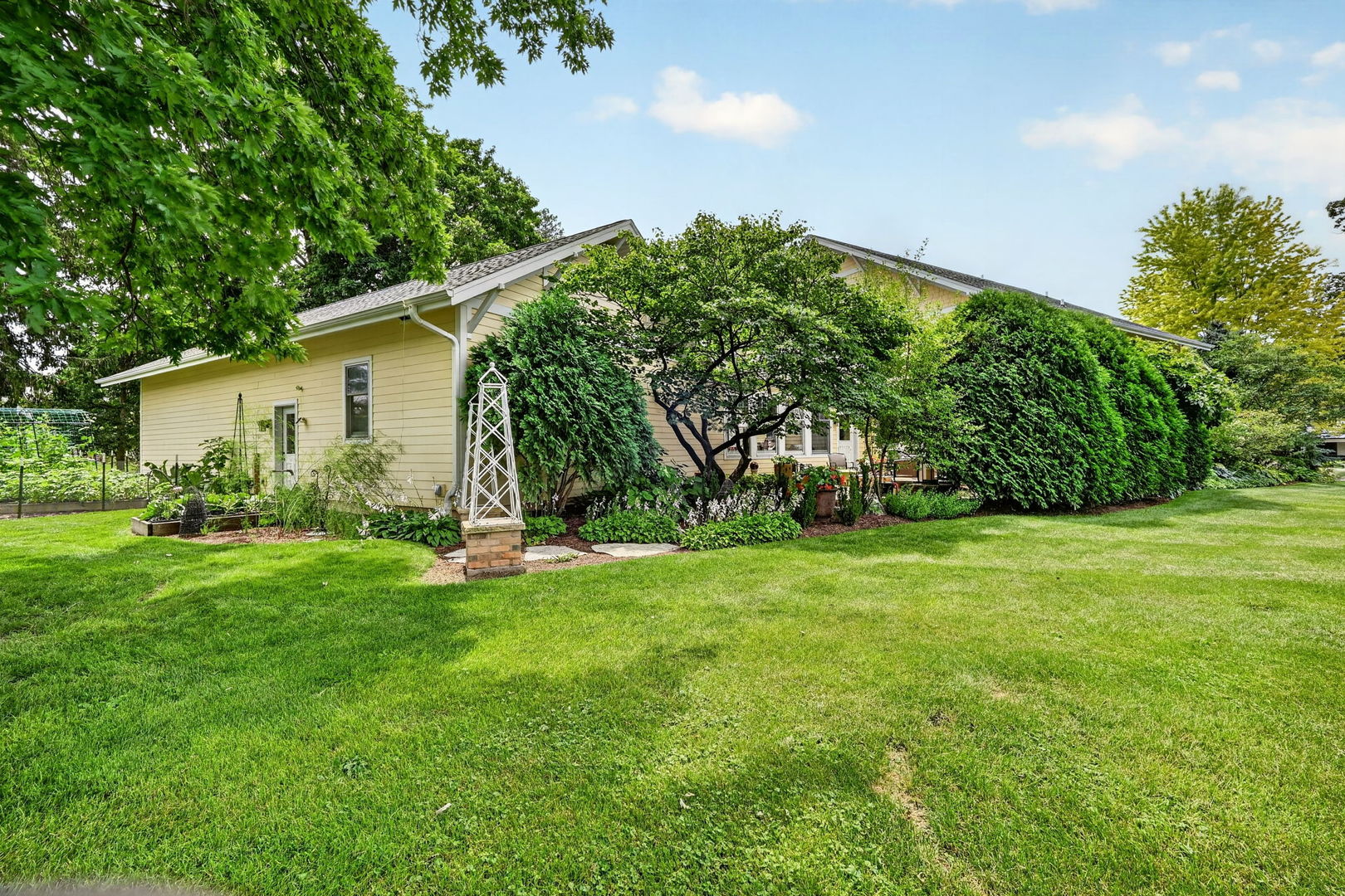 main property photo 67