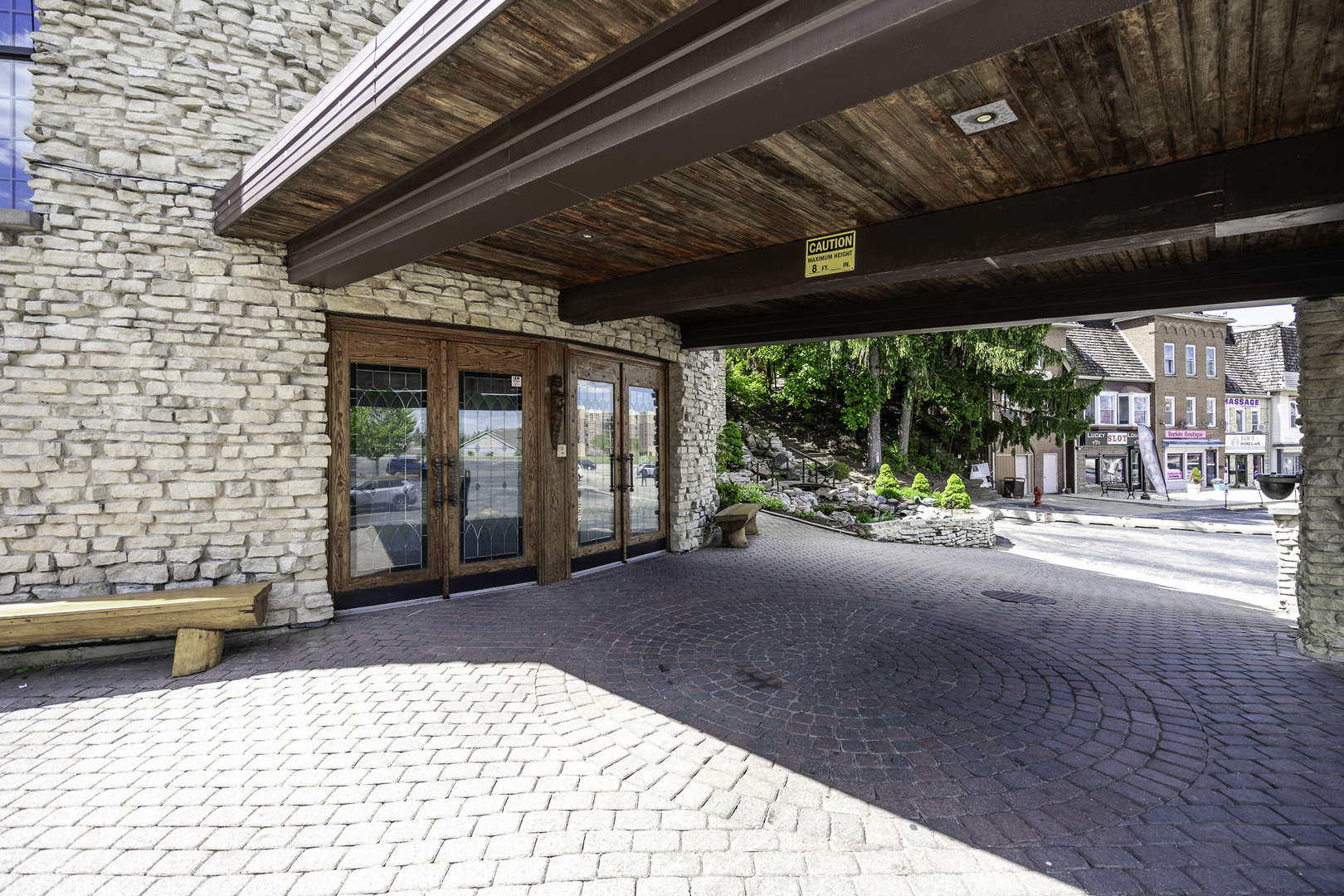 main property photo 4