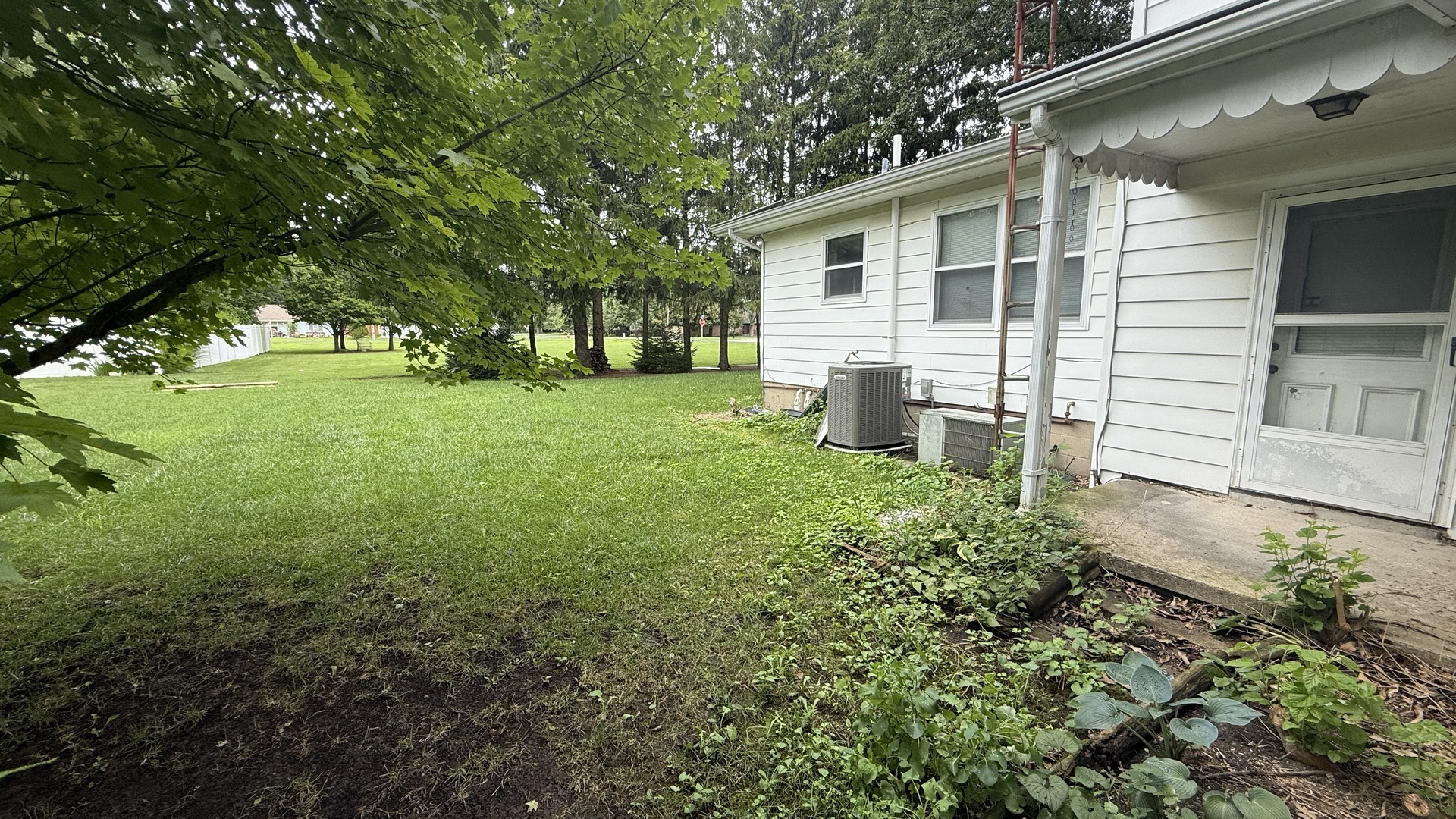 main property photo 26