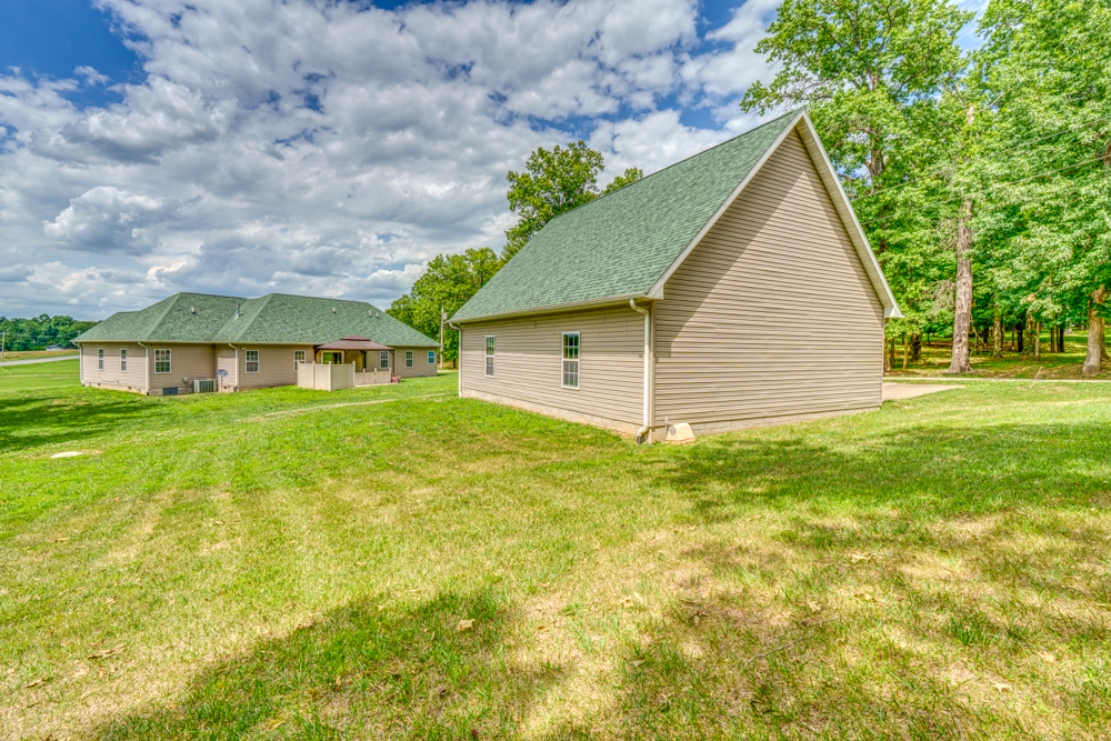 main property photo 60