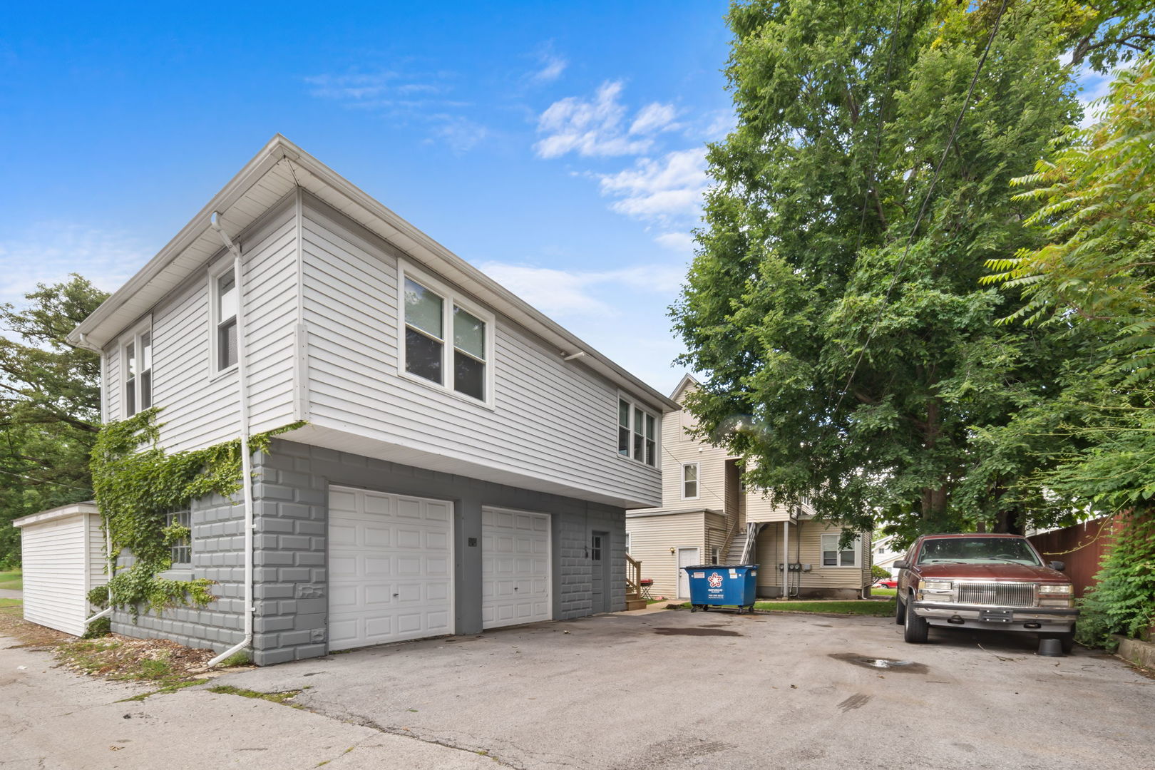 main property photo 18