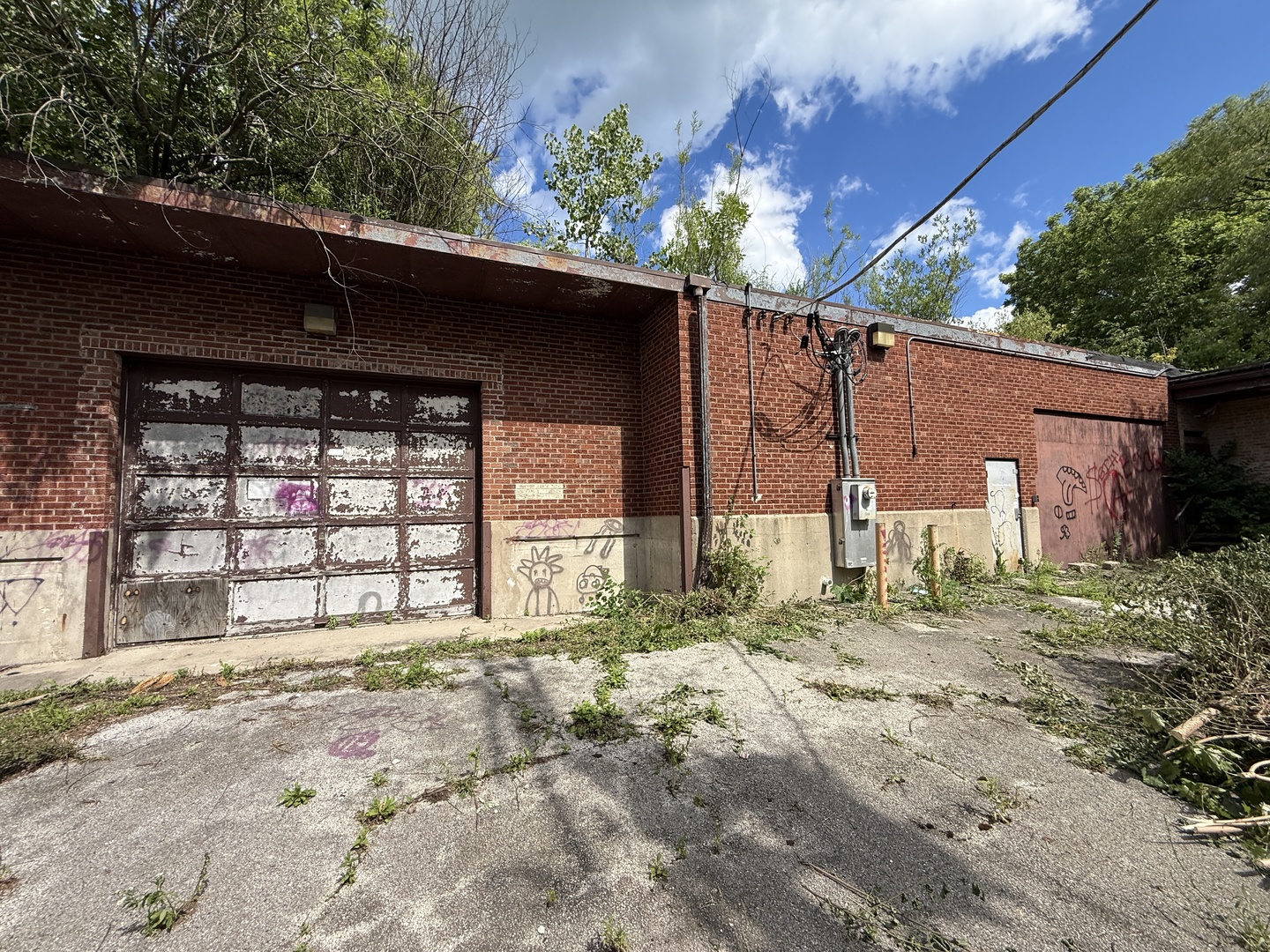 main property photo 8