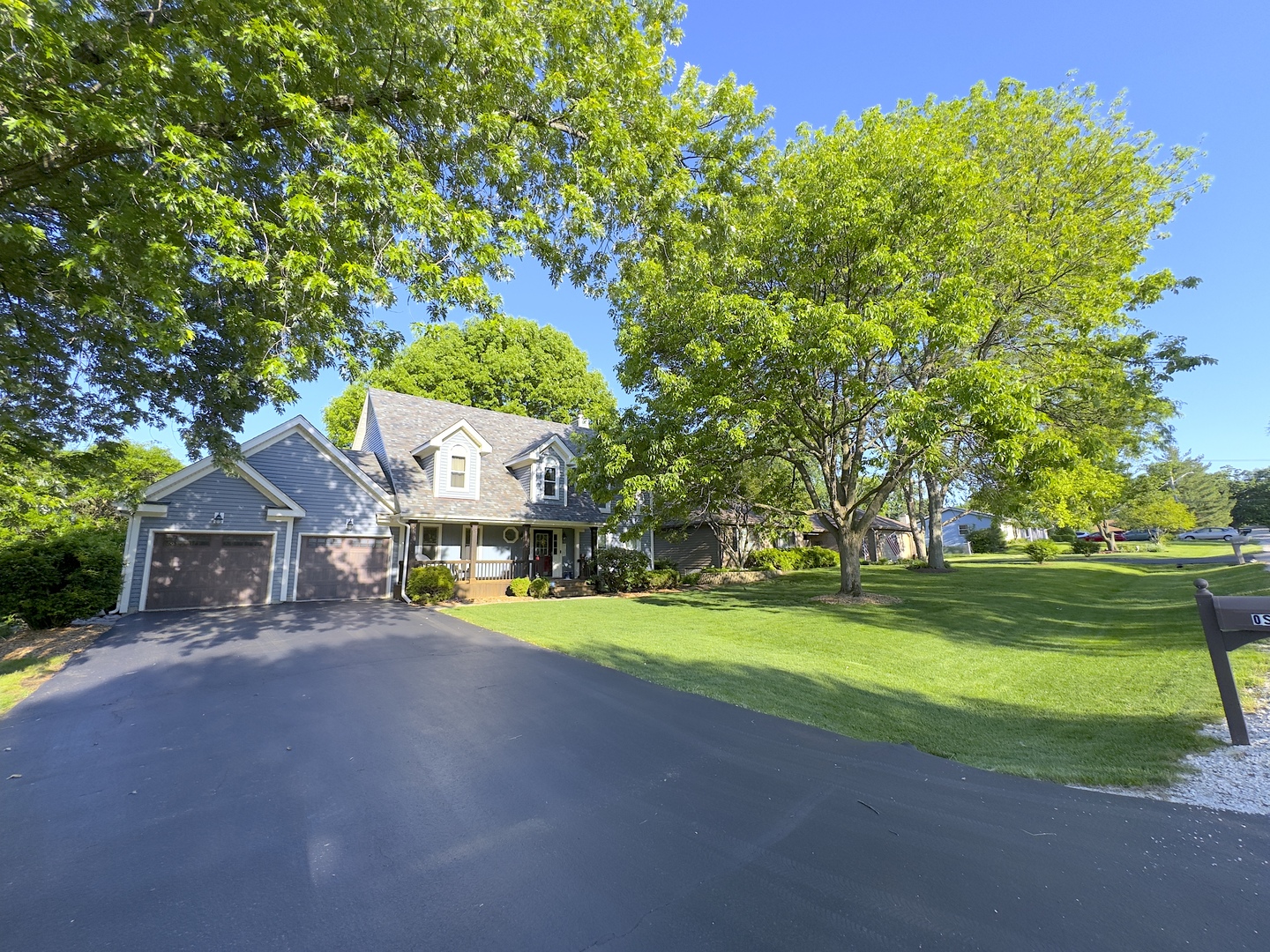 main property photo 40