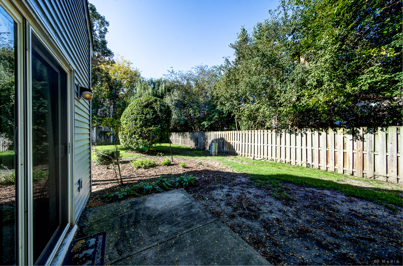 main property photo 22