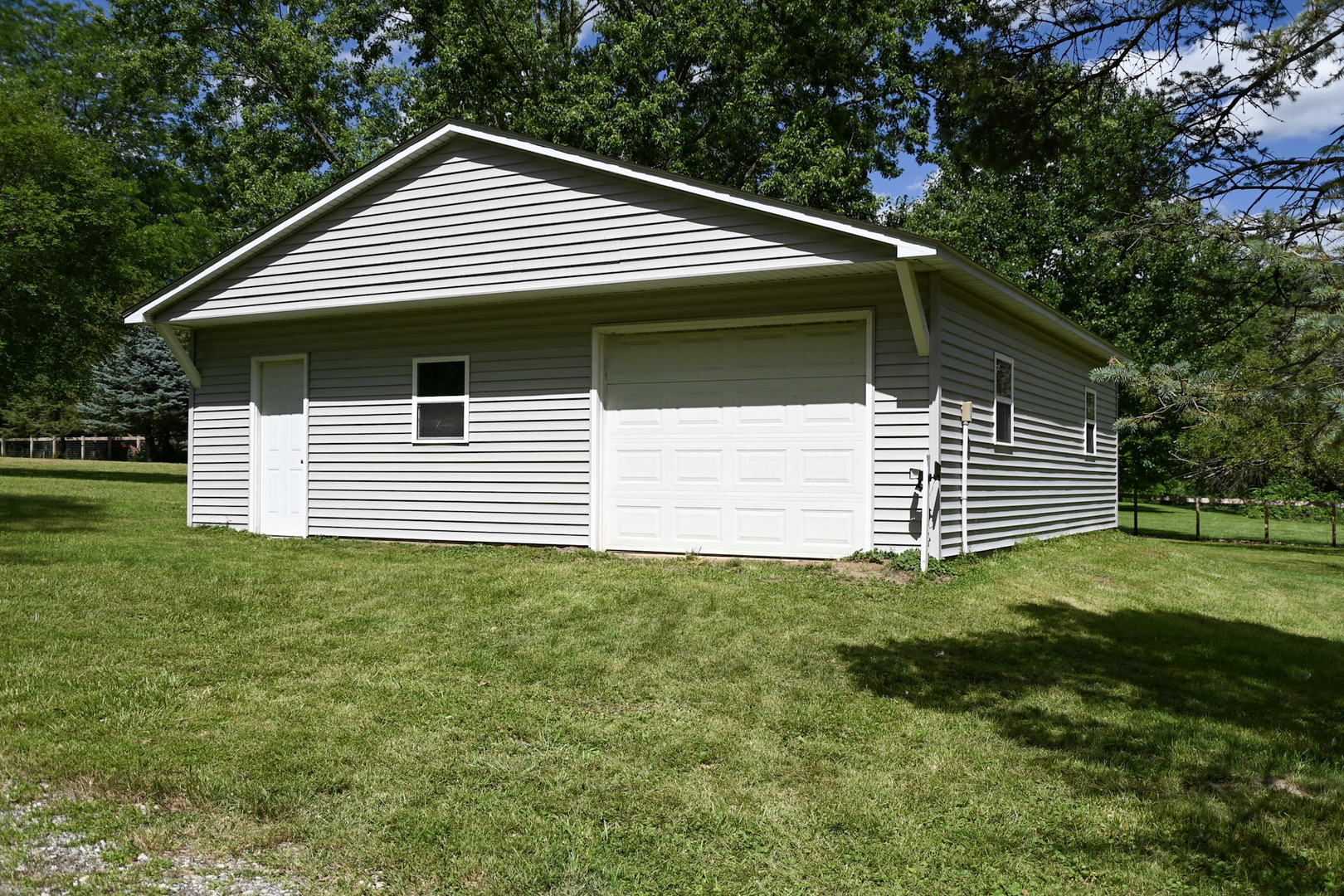 property viewer photo 28