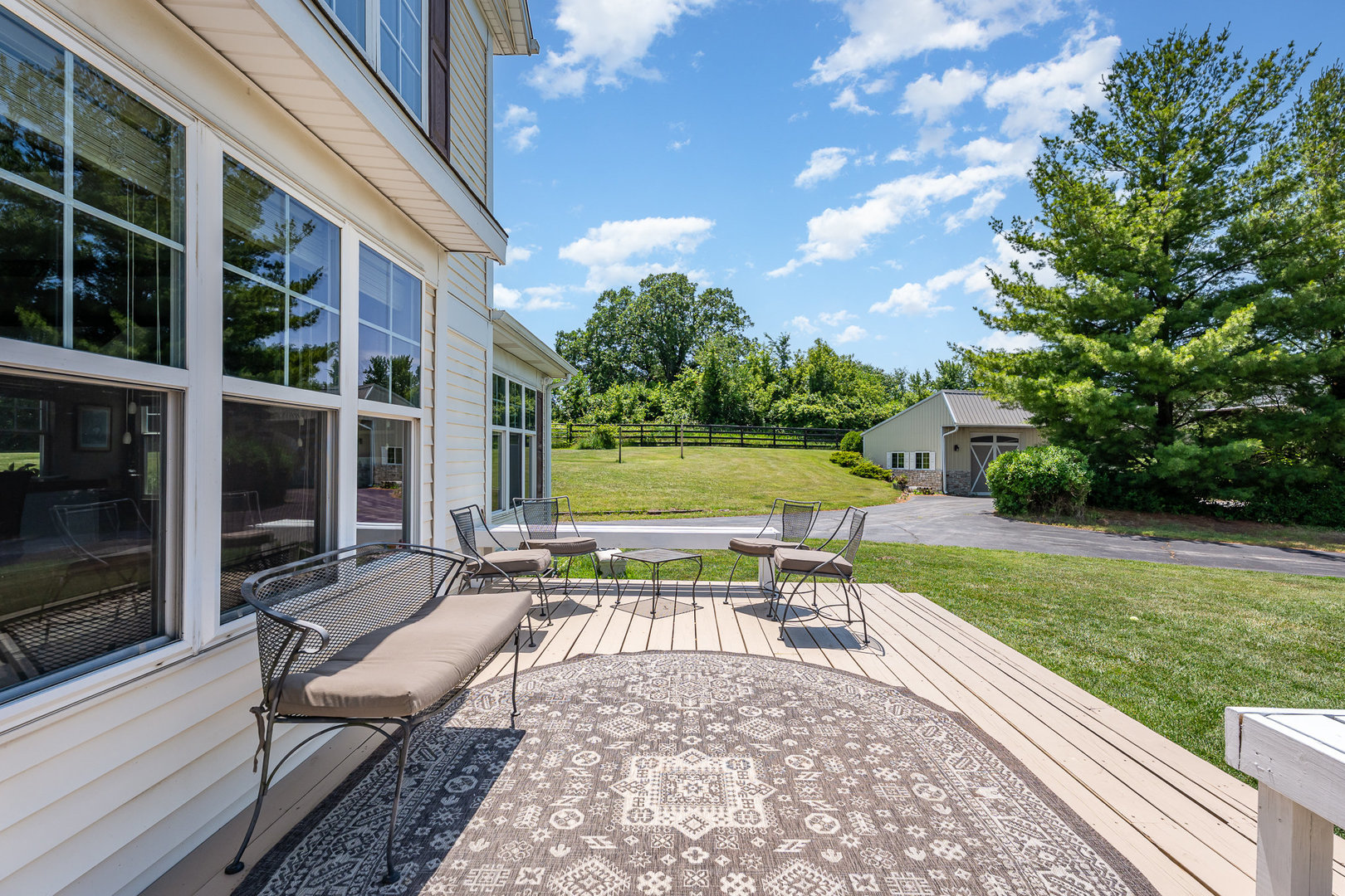main property photo 12