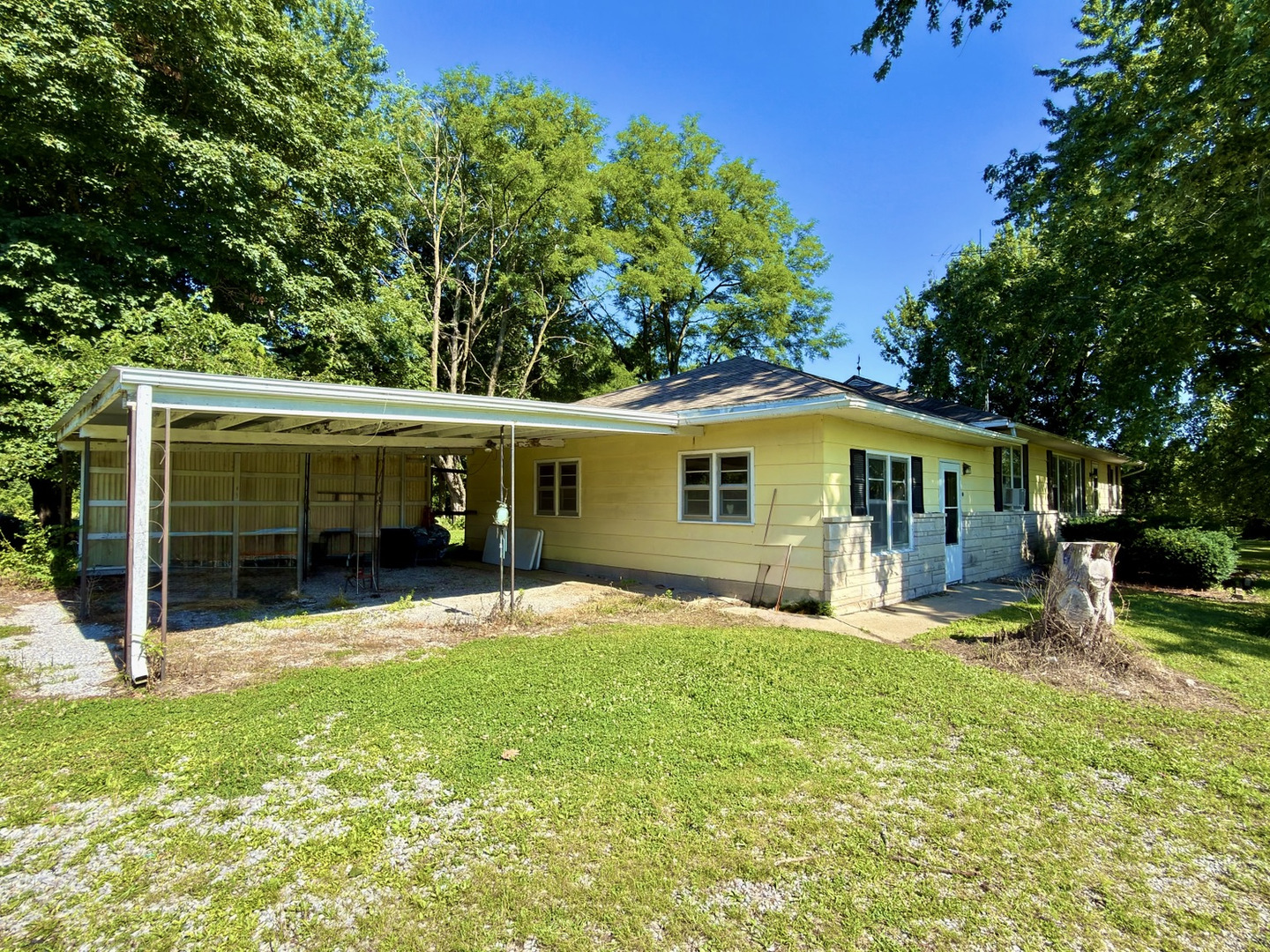 main property photo 35