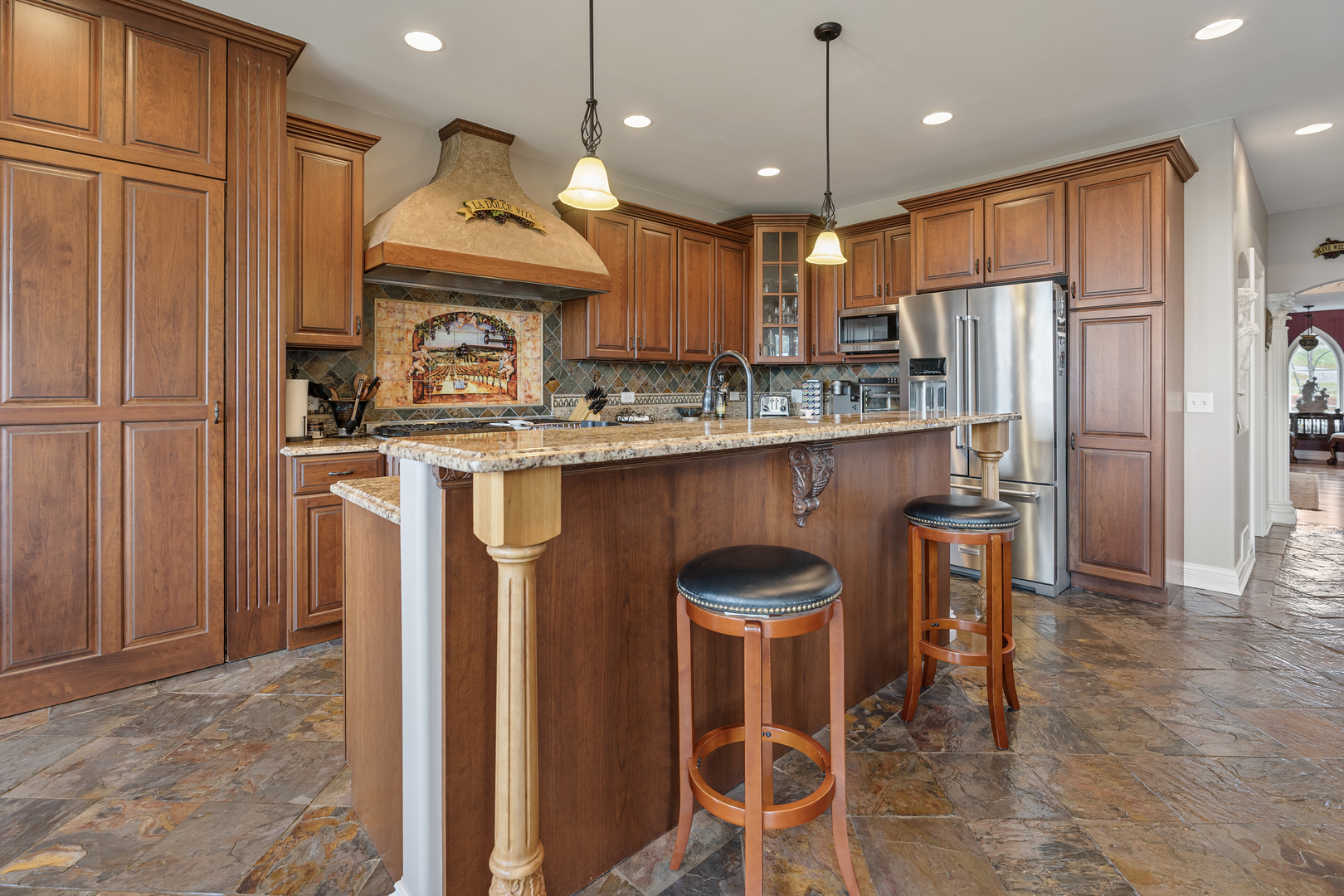 main property photo 19