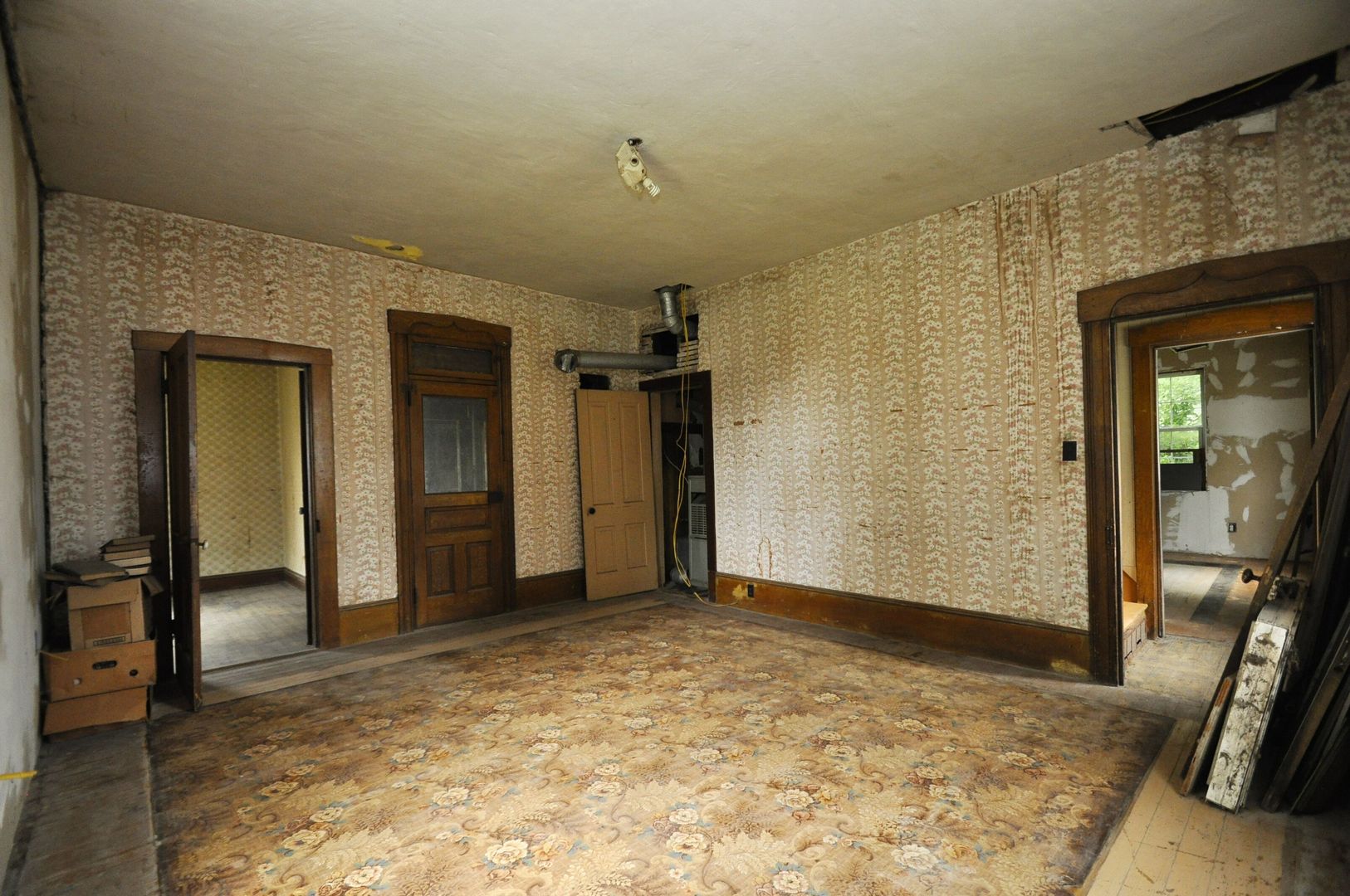 main property photo 22
