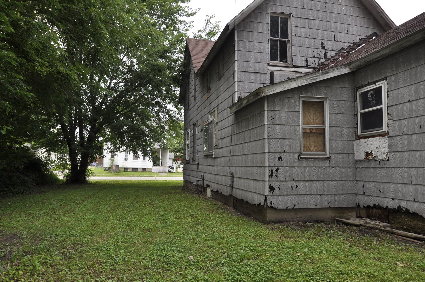 main property photo 41