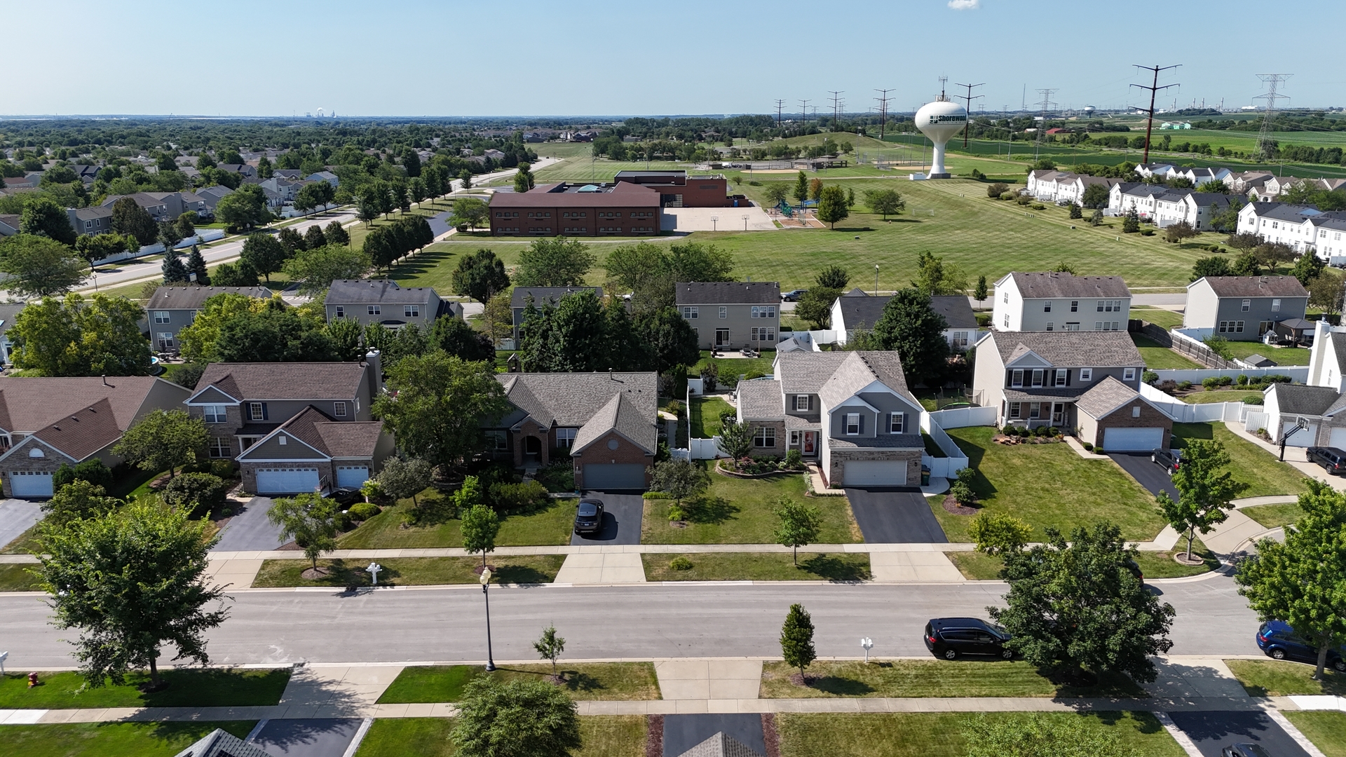 main property photo 30