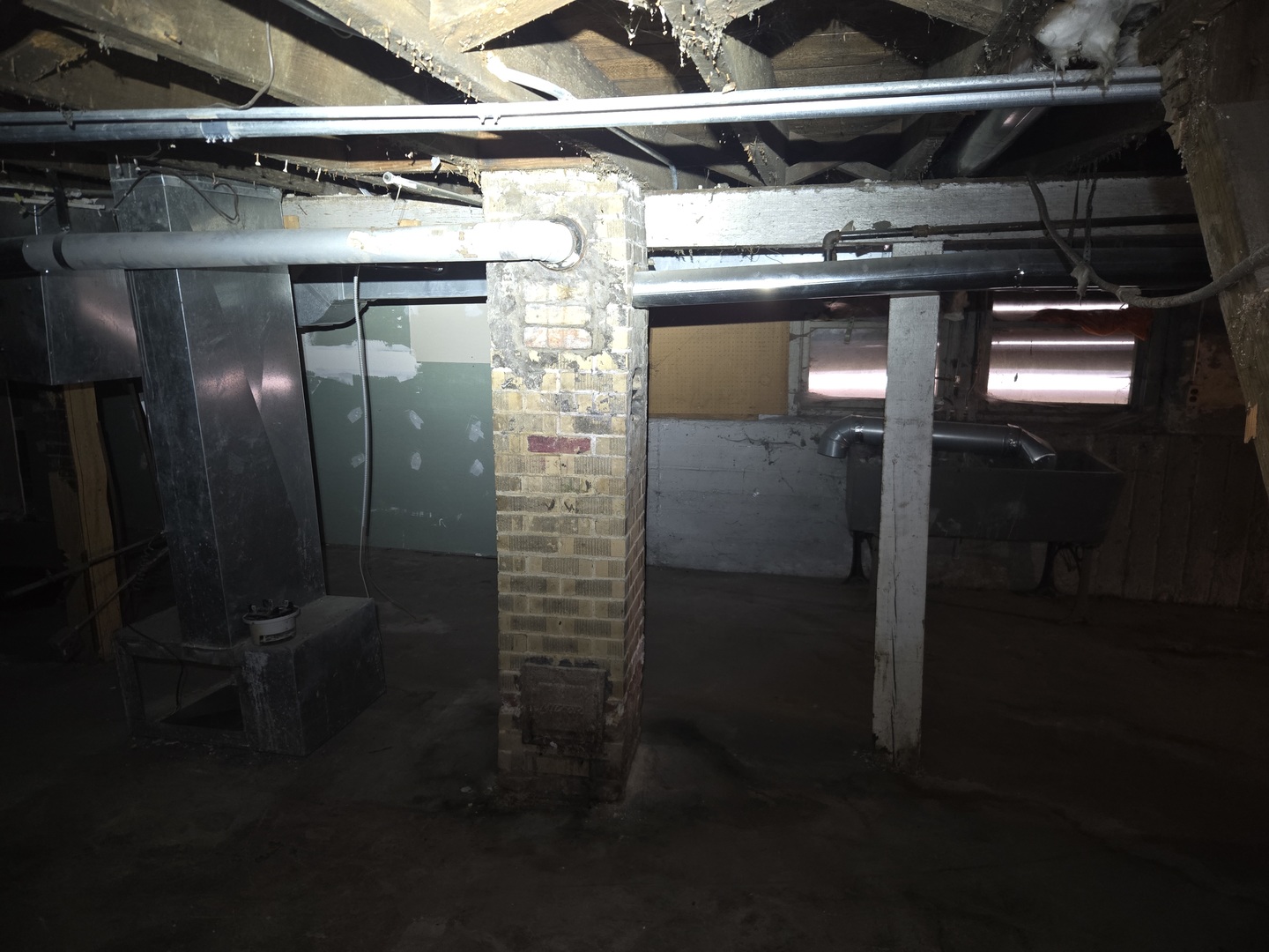 main property photo 23