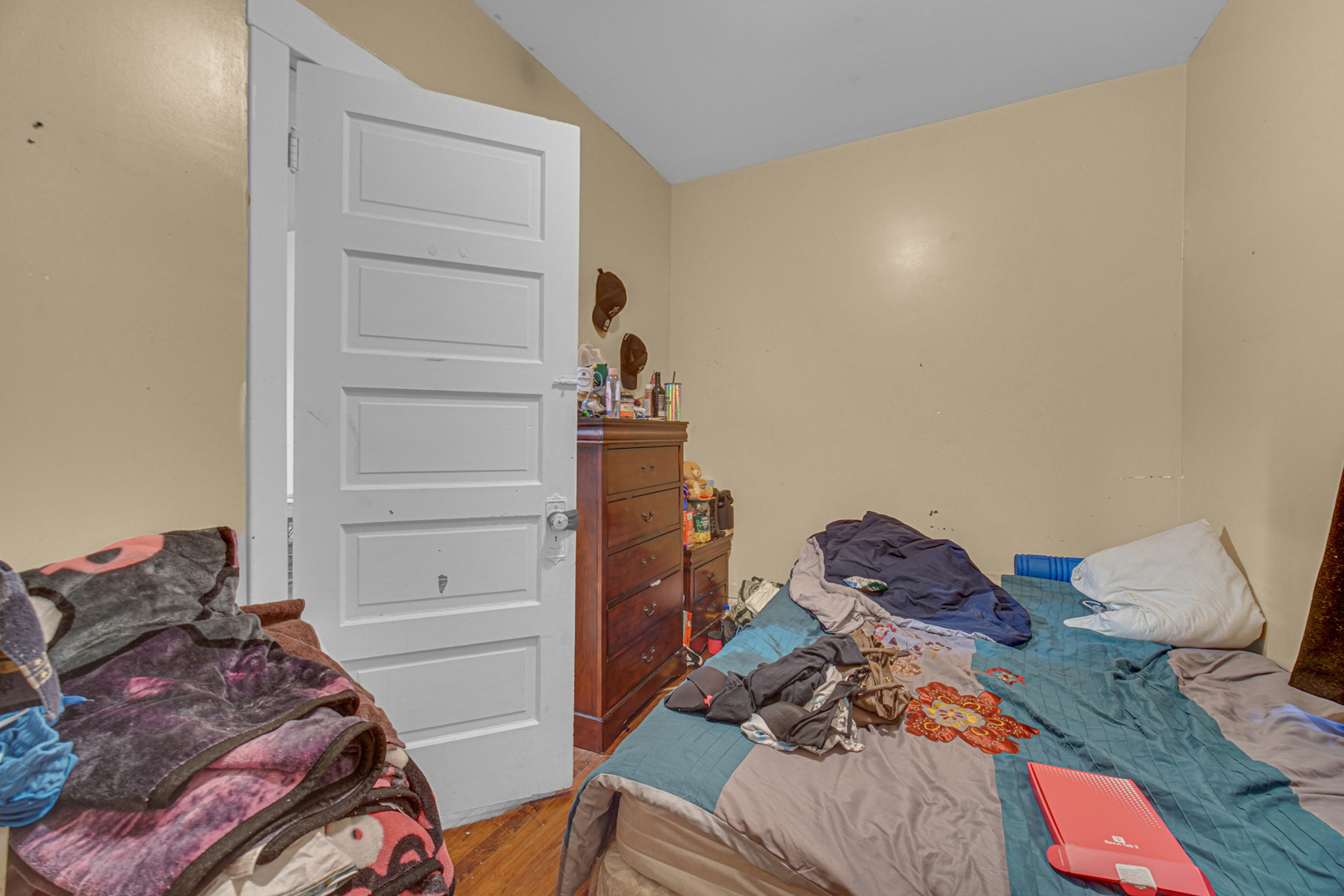 main property photo 27