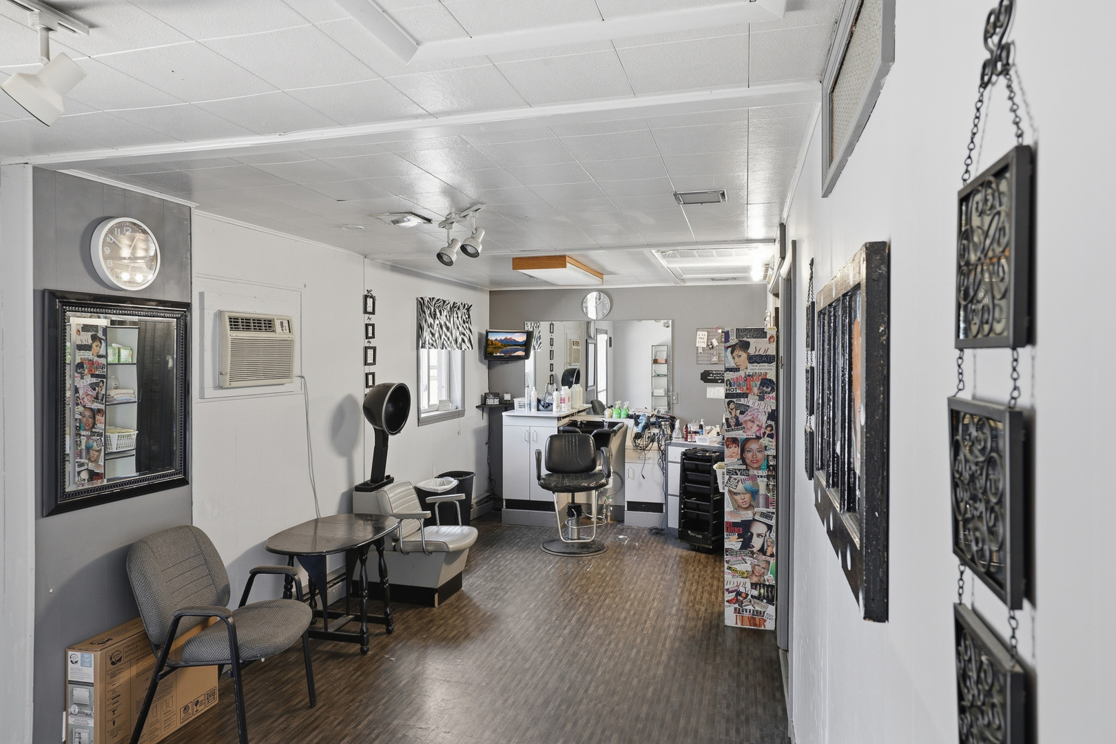 main property photo 12