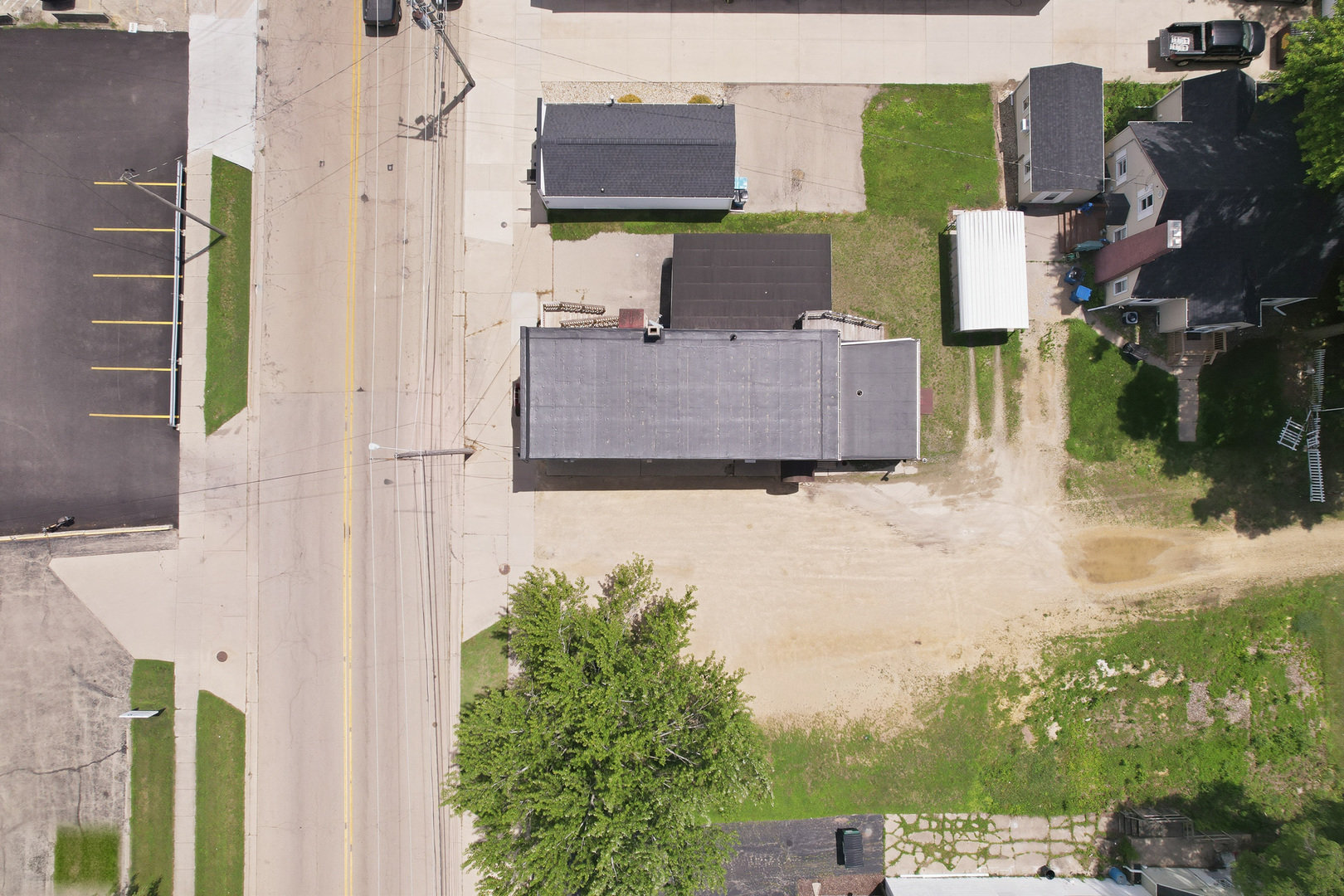 main property photo 25