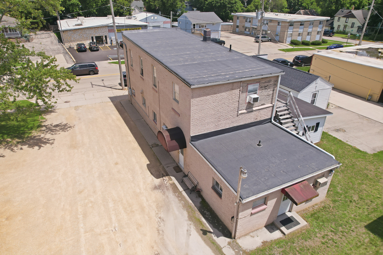 main property photo 5