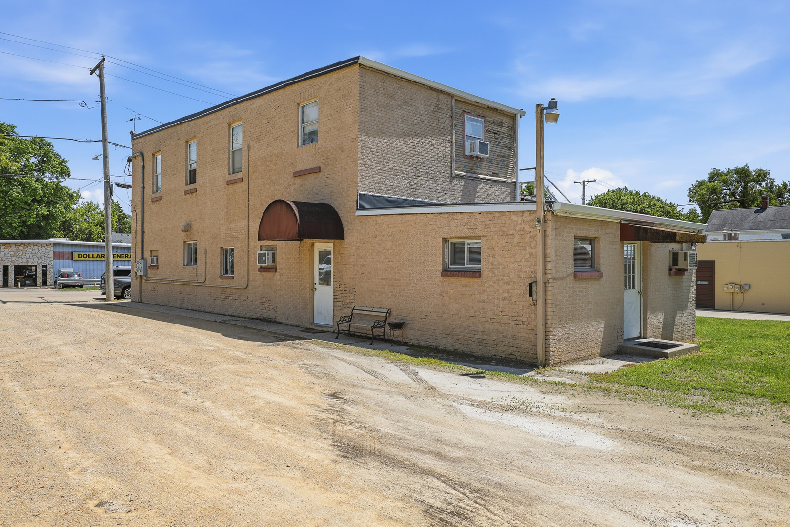 main property photo 8
