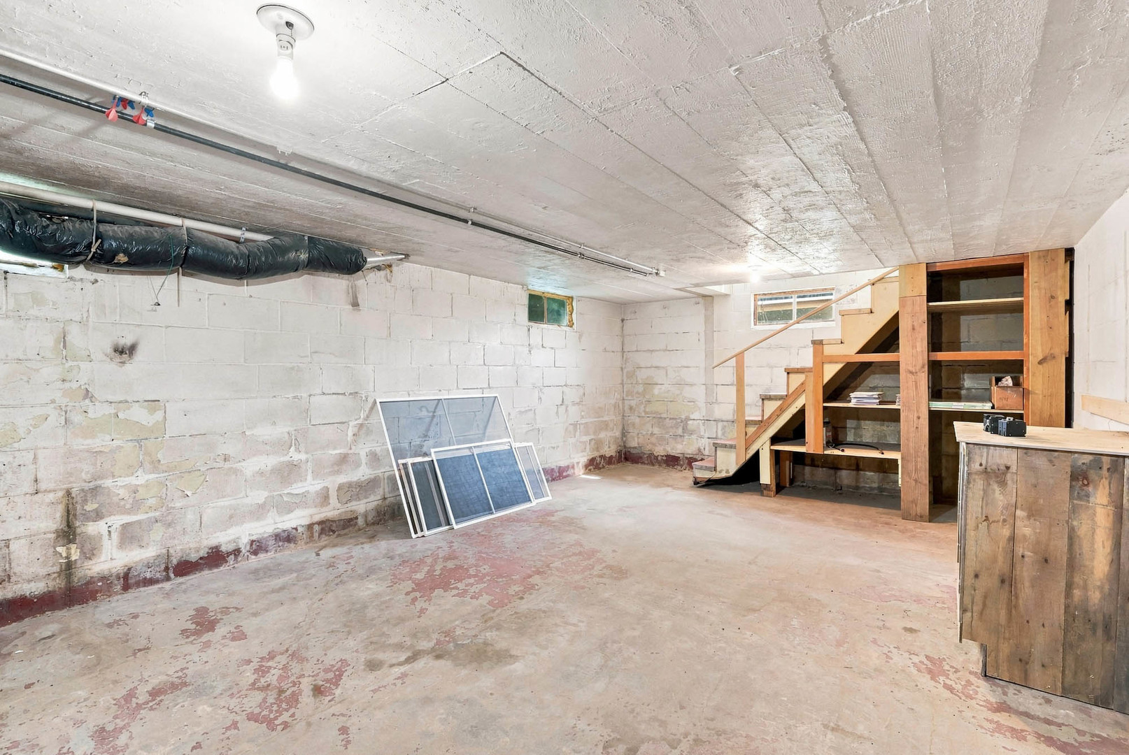 main property photo 31