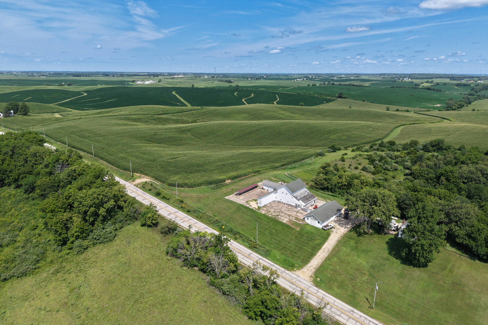 main property photo 41