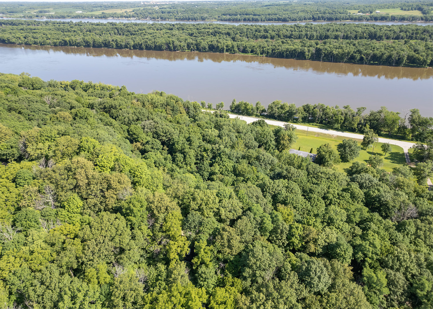 main property photo 5