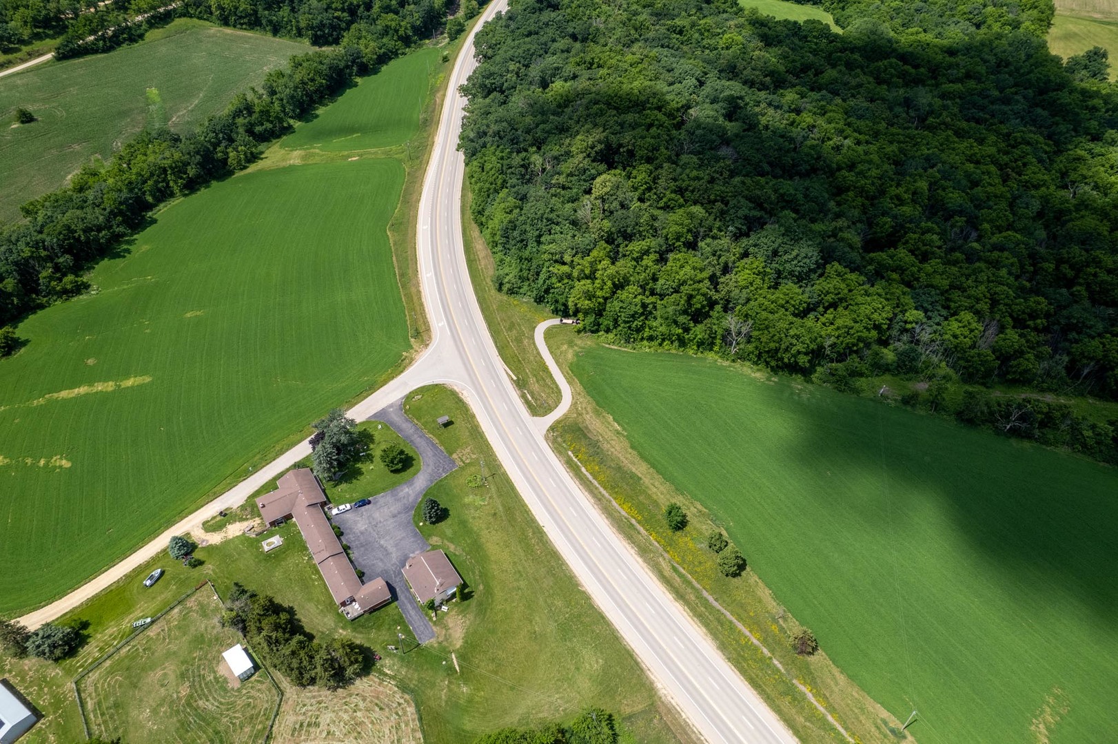 main property photo 6