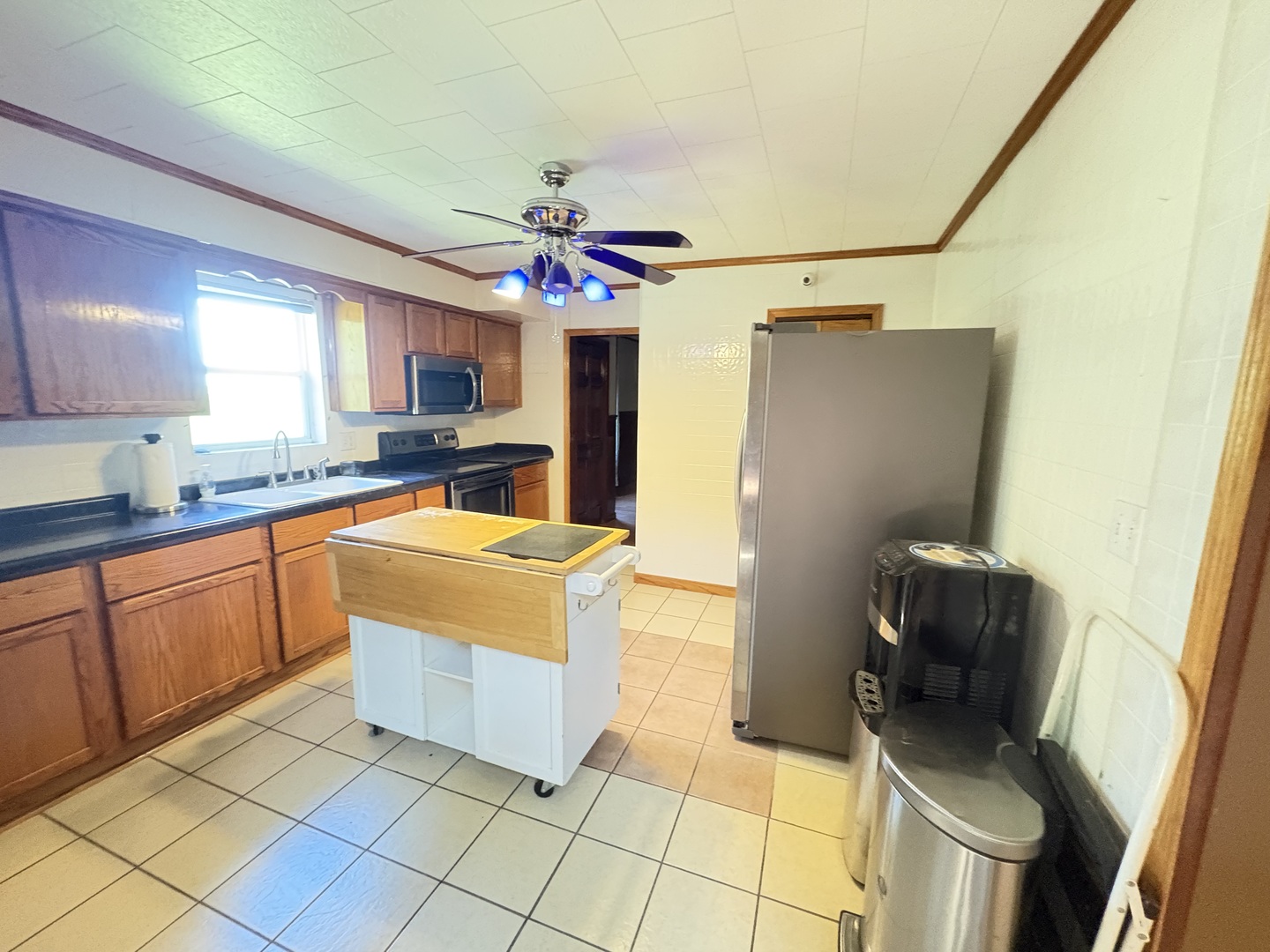 main property photo 11
