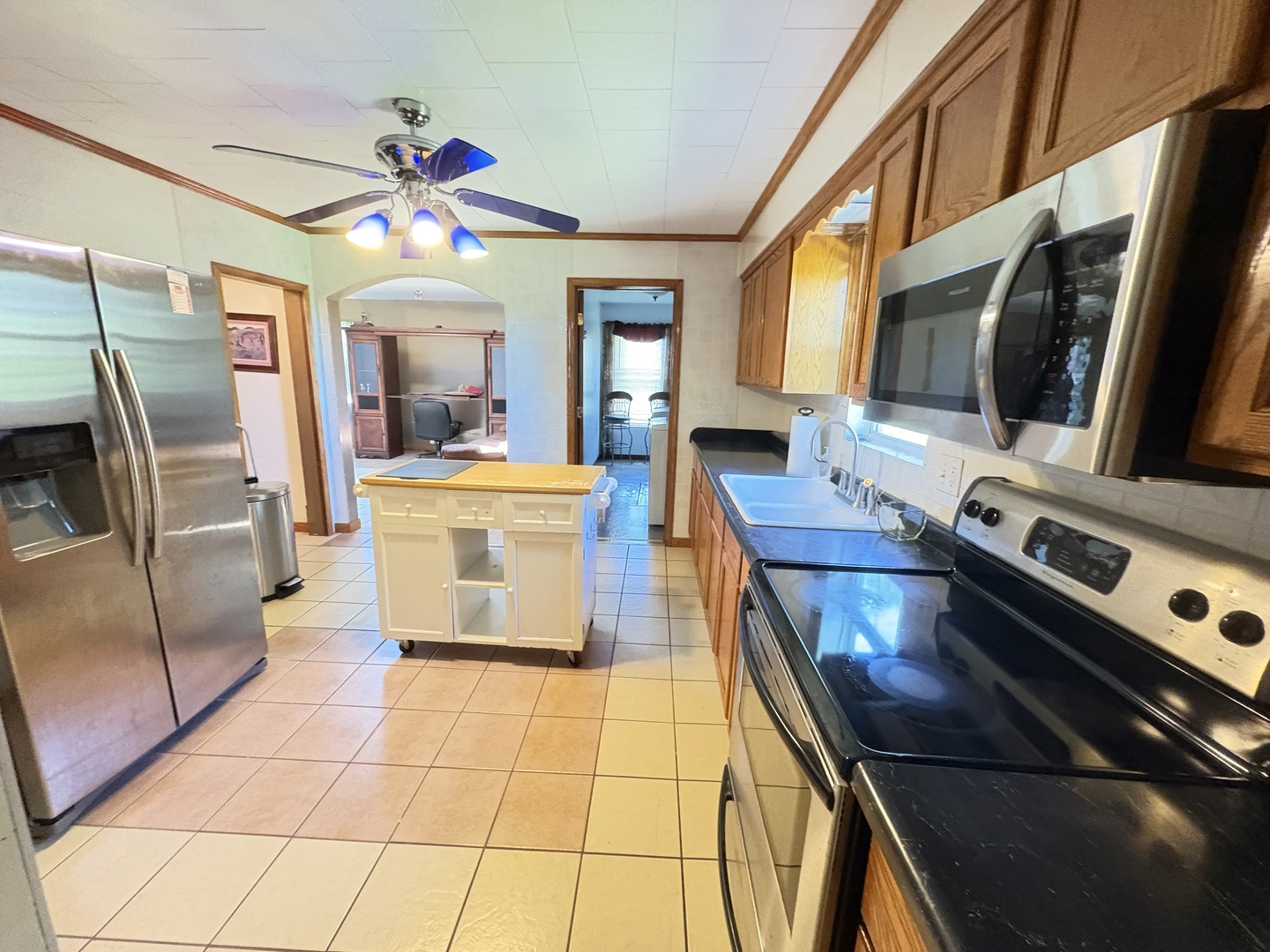 main property photo 12