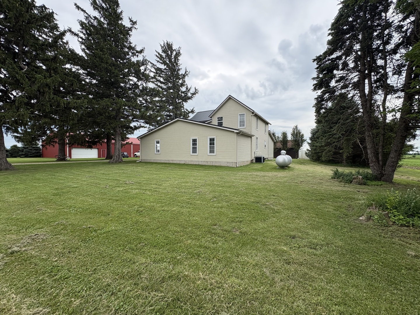 main property photo 50